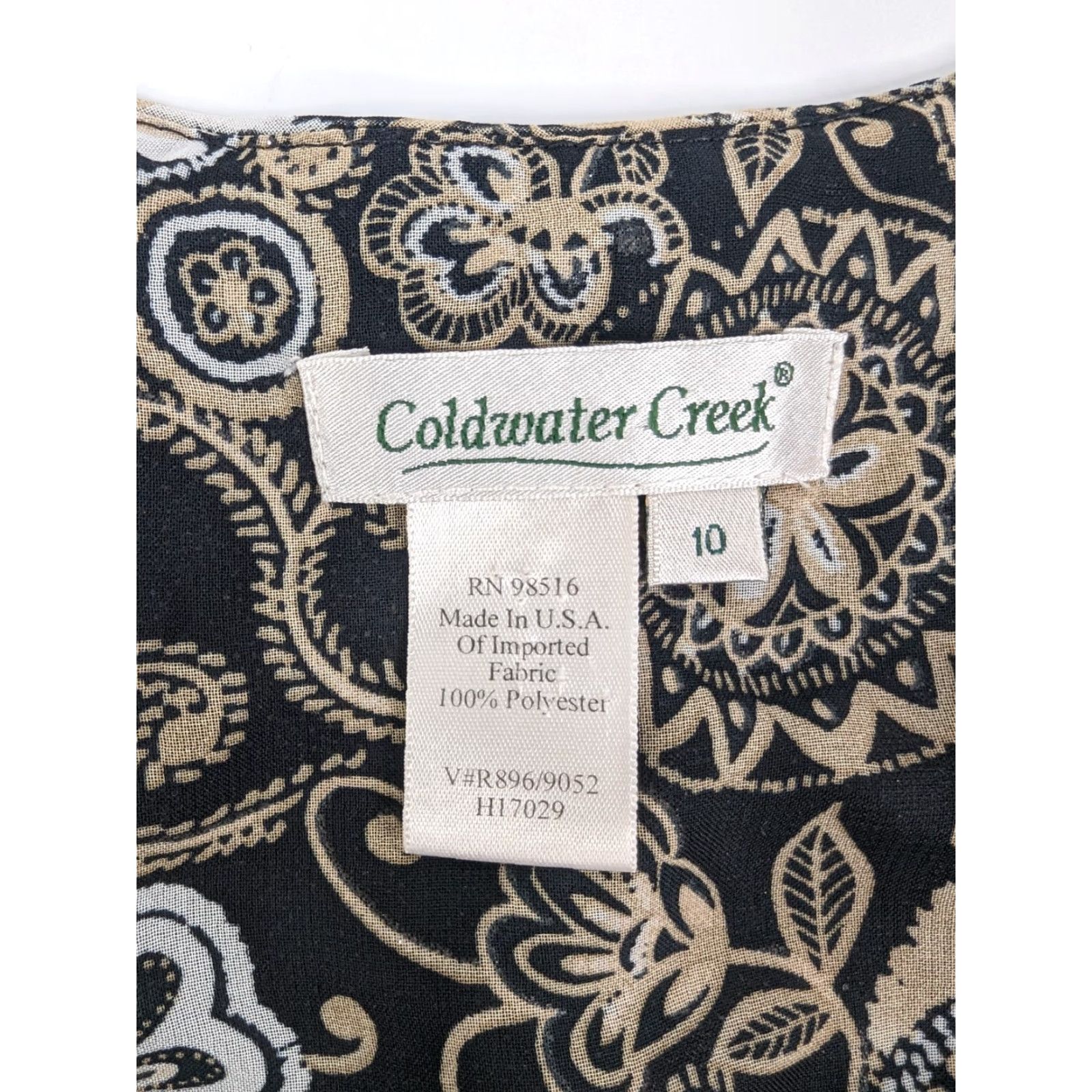Coldwater Creek Coldwater Creek Top Blouse Geometric Floral Sheer Tank Underneath Made in USA Cap Sleeve Scoop Neck Pullover Casual M Black Womens Blouse USA Size M / US 6-8 / IT 42-44 - 7 Thumbnail