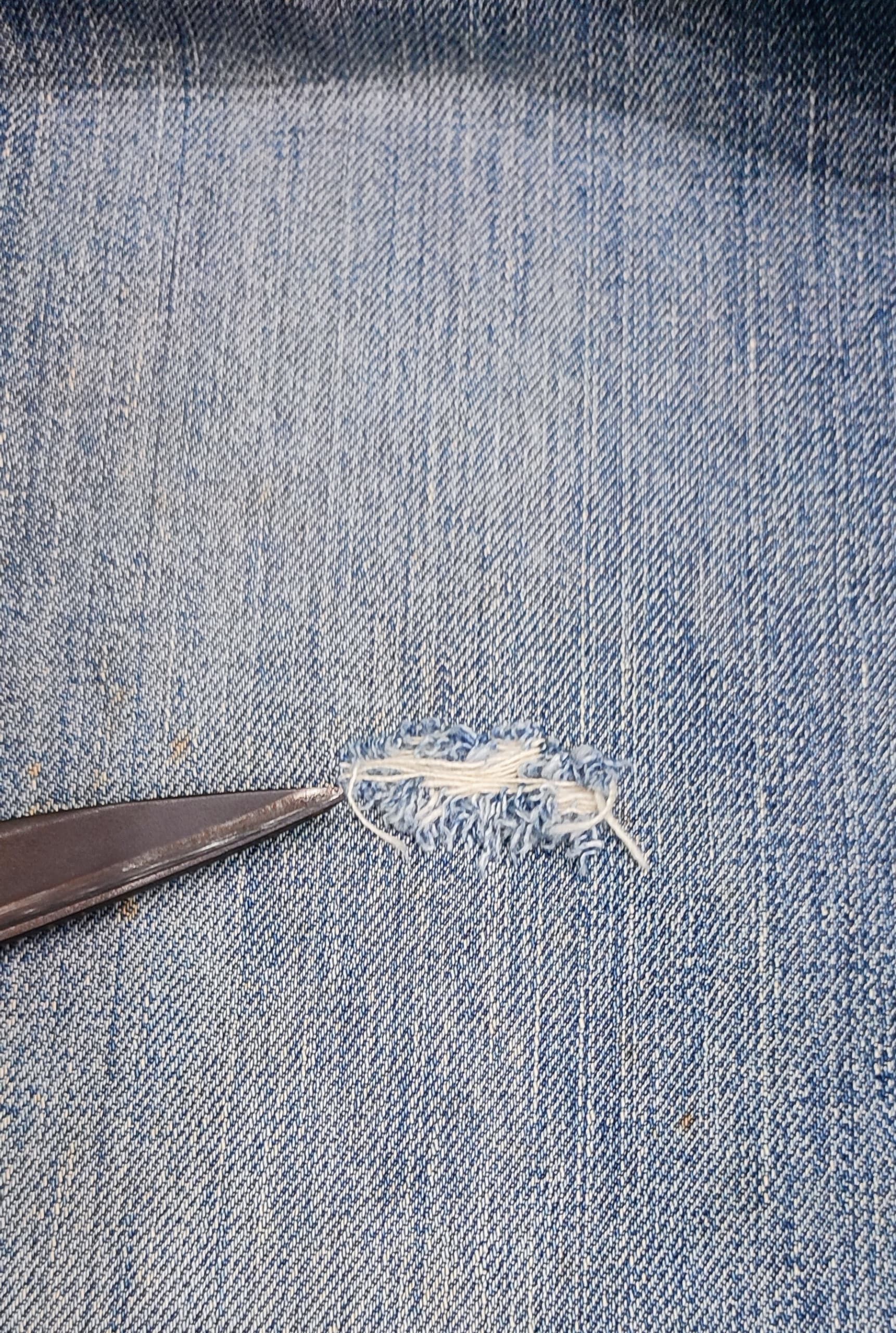 Levi's Vintage Clothing DISTRESSED LEVIS 517 BOOTCUT NO'8 Size US 31 - 23 Thumbnail
