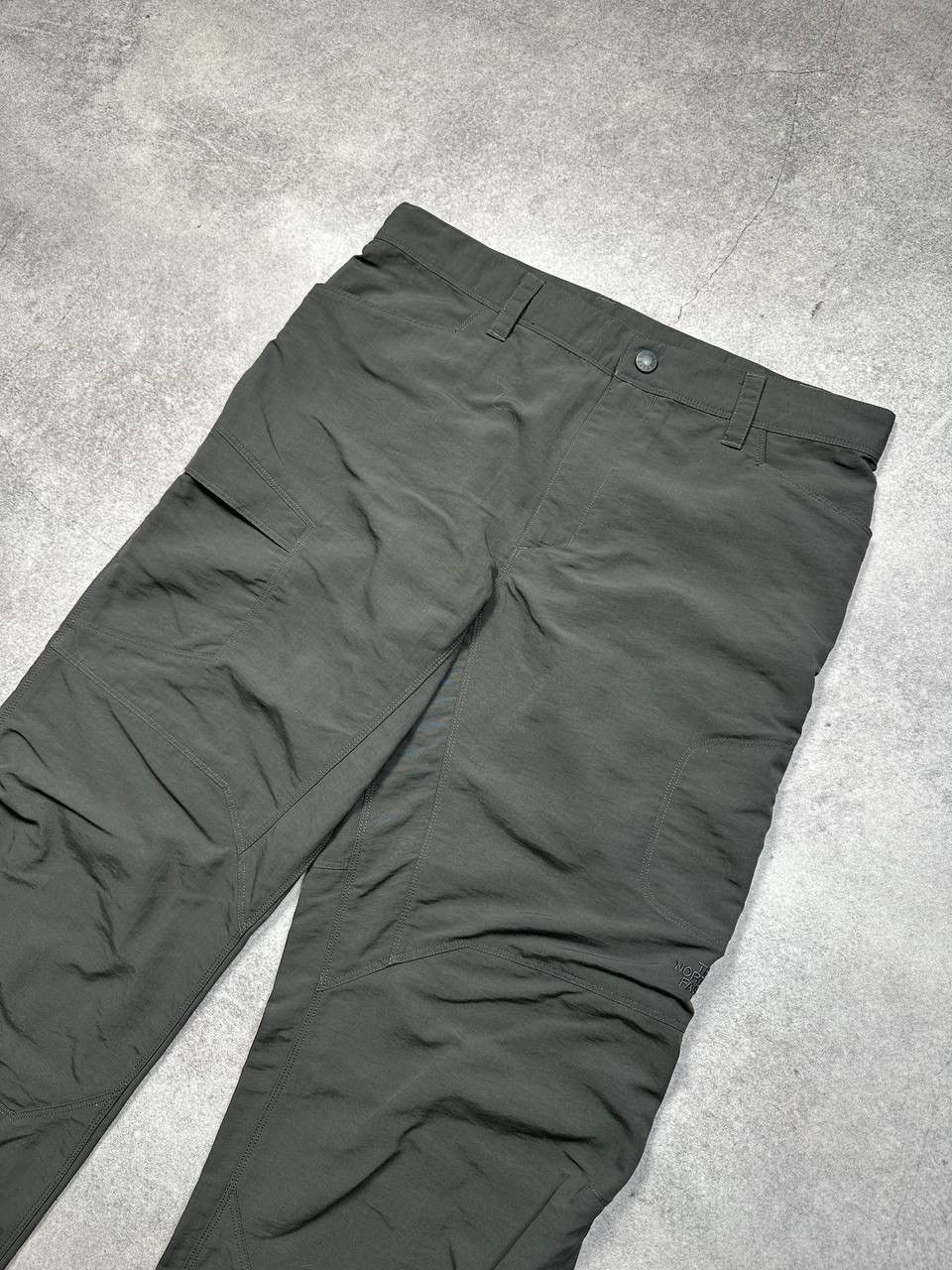 The North Face Vintage The North Face Track Pants, Size W34 Size US 34 / EU 50 - 2 Thumbnail