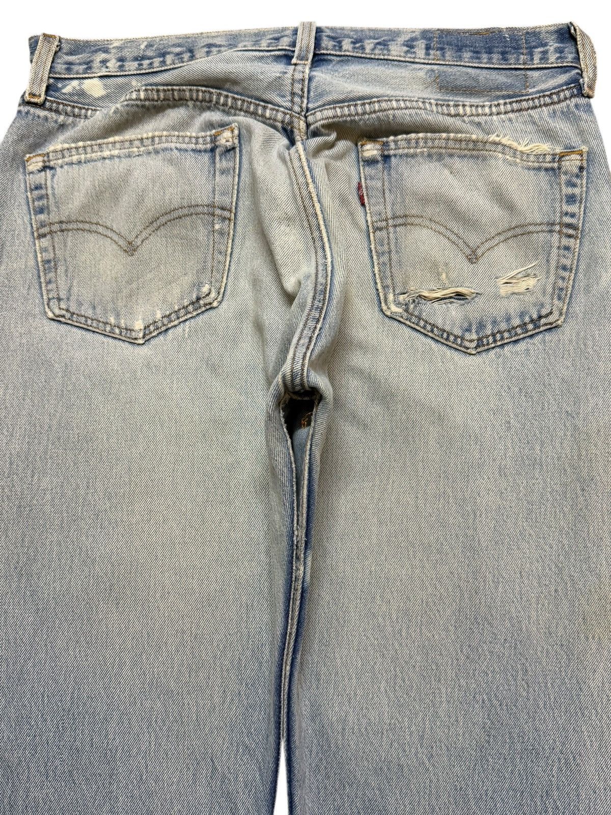 Levi's Vintage 90s Levis 501 Faded Wash Distressed Ripped Loose Fit Size US 32 / EU 48 - 5 Thumbnail