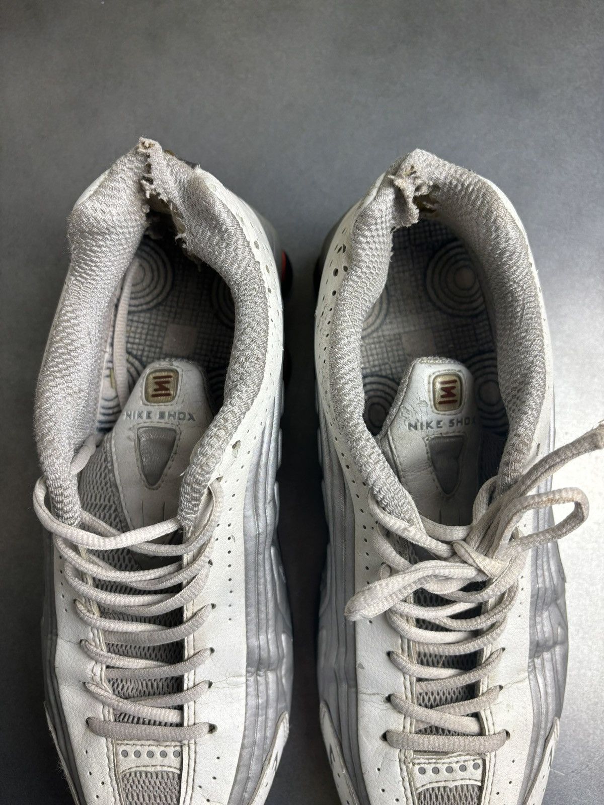 Nike × Vintage OG 2001 Nike Shox R4 Original Release Vintage Nike Kendrick Size US 9 / EU 42 - 19 Thumbnail