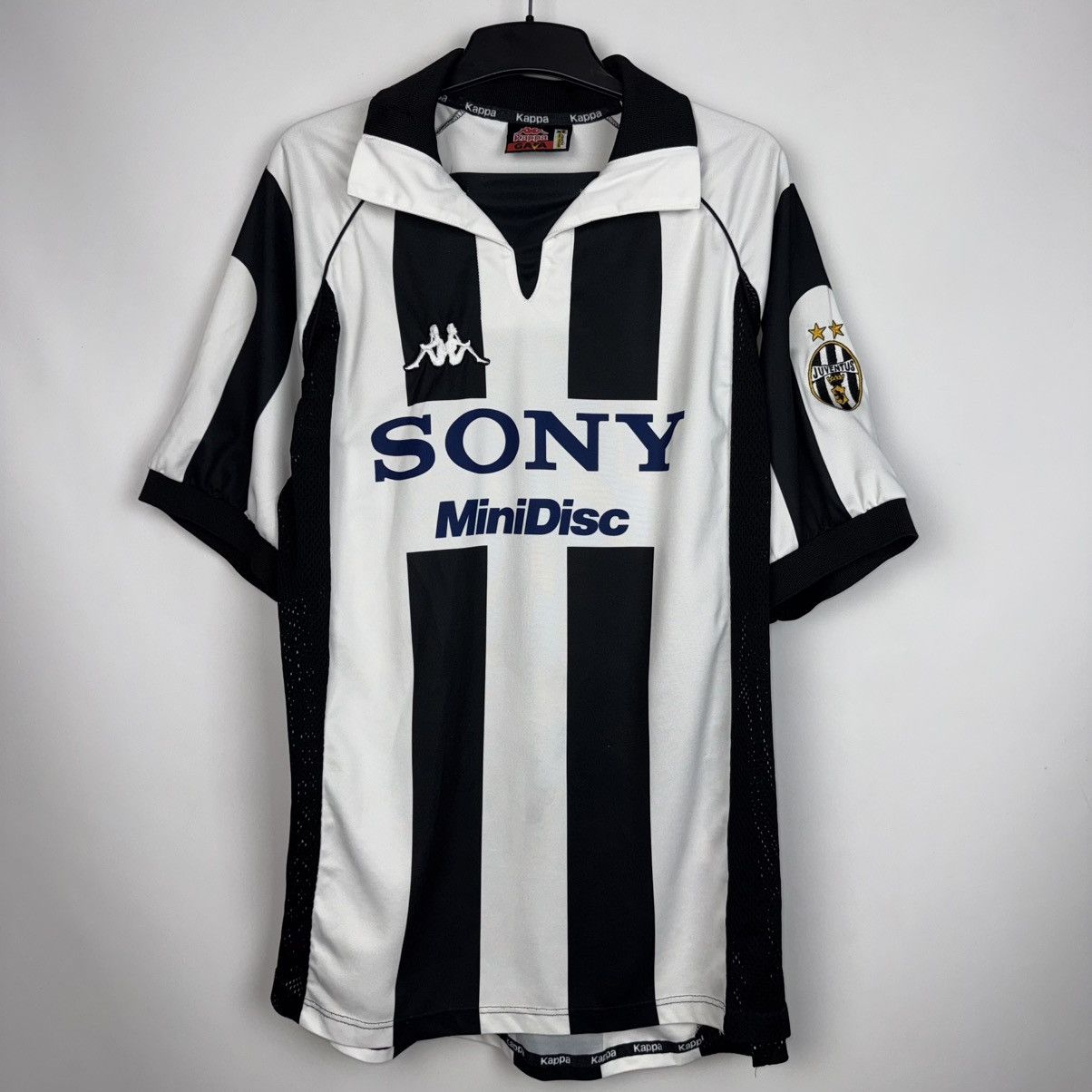 Kappa JUVENTUS 1997 1998 HOME FOOTBALL SHIRT SOCCER JERSEY VINTAGE Size US XL / EU 56 / 4 - 1 Thumbnail