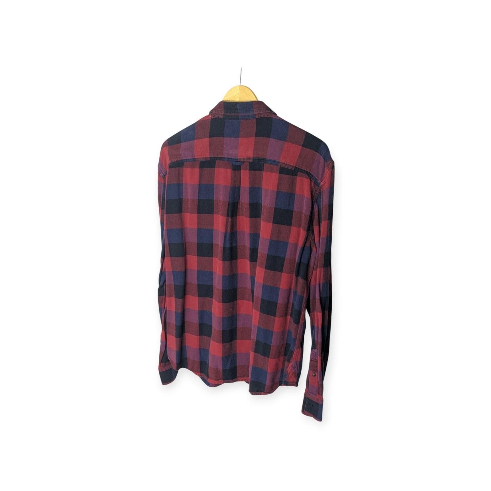 Armani Exchange Men's Armani Exchange XL Red Black Plaid Button Down Shirt Size US XL / EU 56 / 4 - 7 Thumbnail