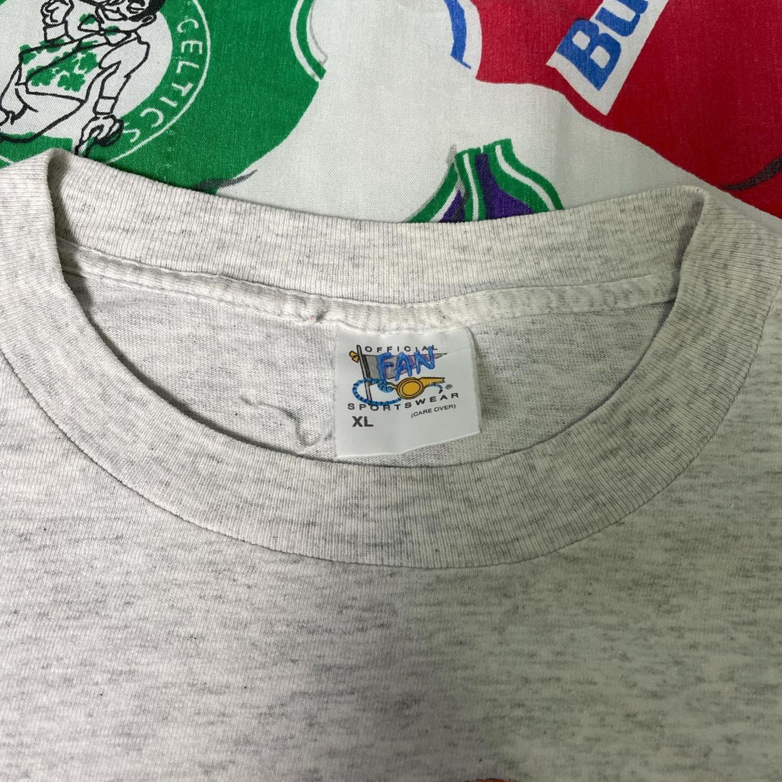 NBA VTG 90s Hakeem Olajuwon Houston Rockets Men's X-Large Tee Size US XL / EU 56 / 4 - 4 Thumbnail