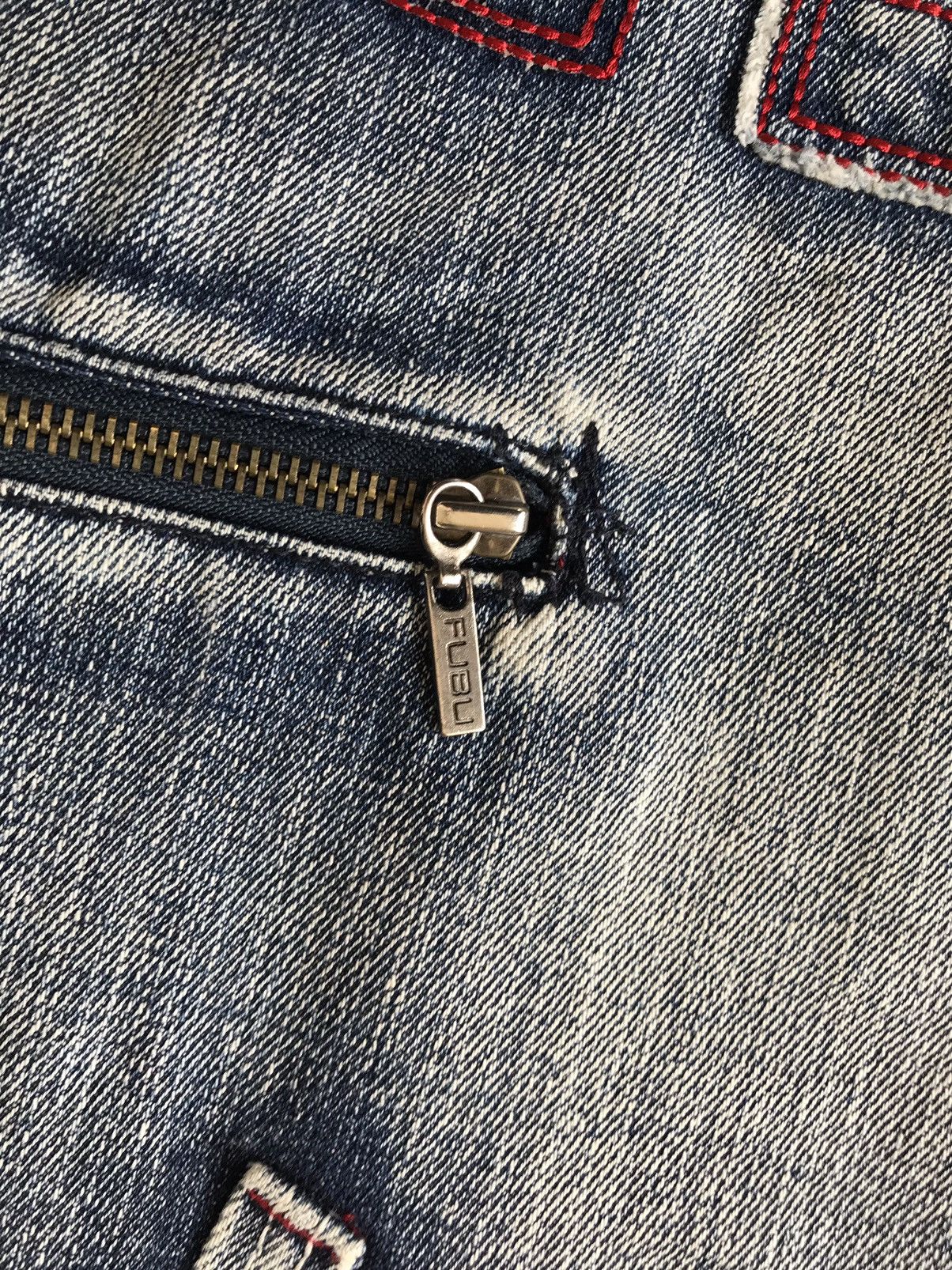 Crazy vintage Fubu denim short