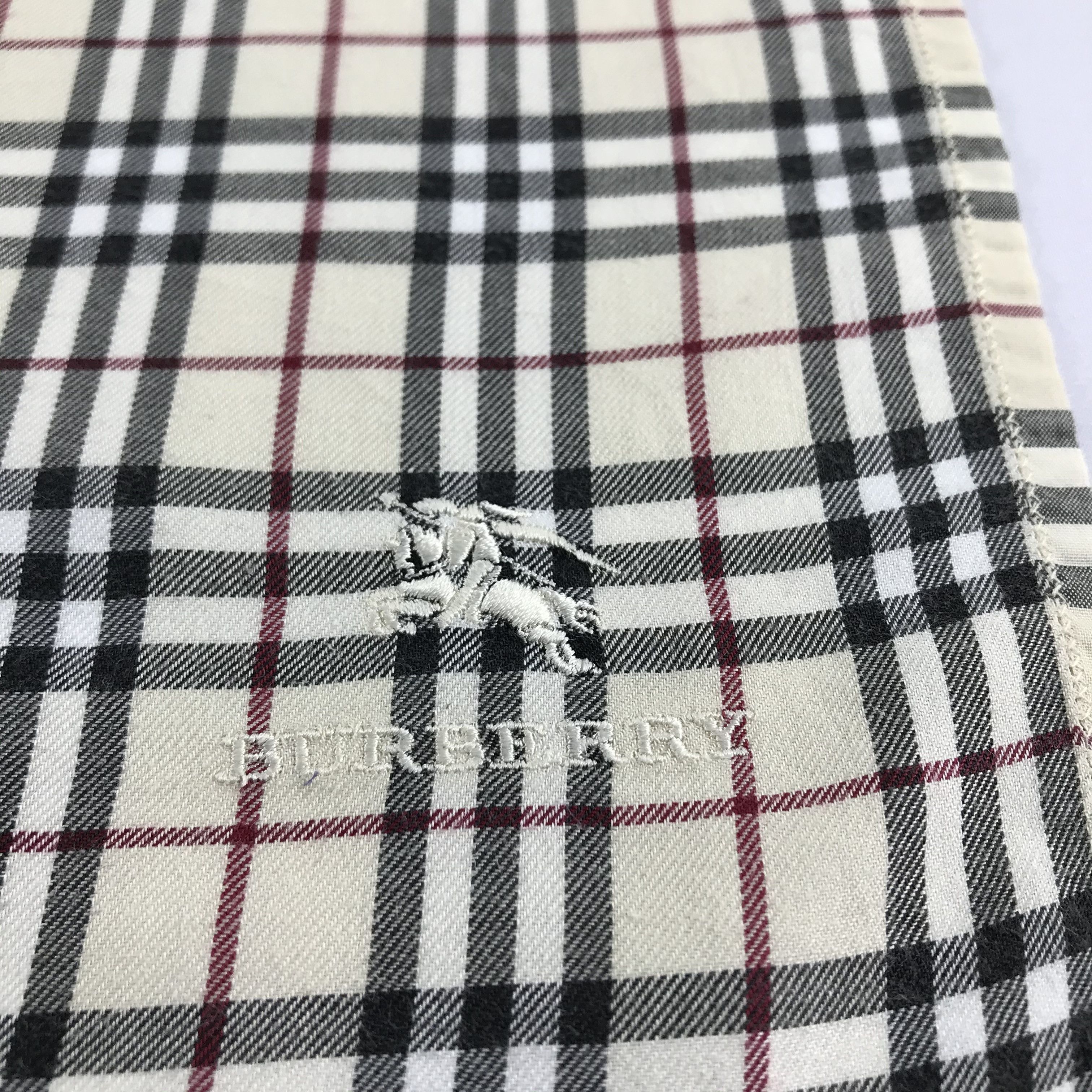 Burberry Burberry Nova Check Handkerchief Neckerchief Bandana H868 Size ONE SIZE - 3 Thumbnail