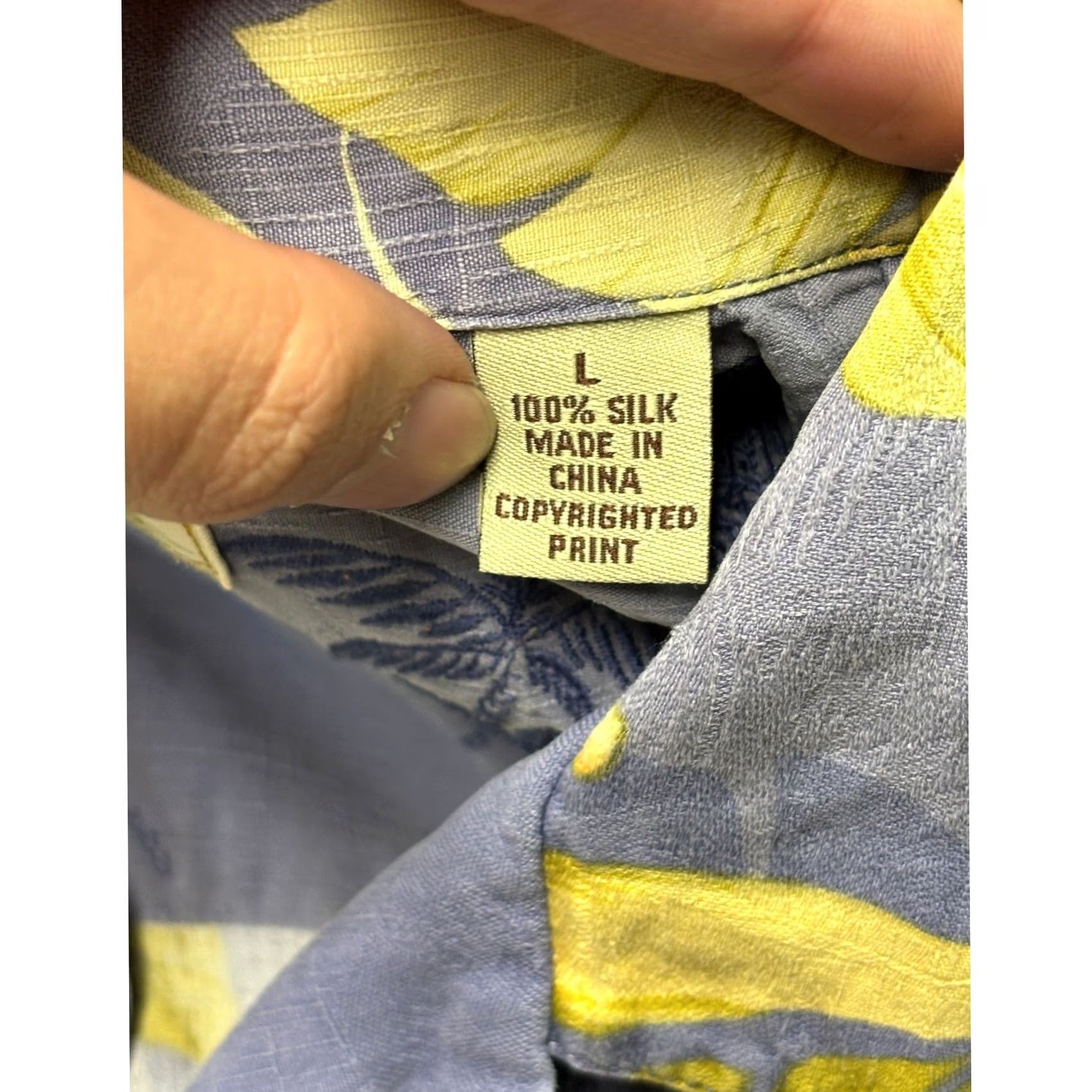 Tommy Bahama Tommy Bahama Mens L 100% Silk Tropical Leaf Floral Camp Shirt Blue Purple Short Sleeve Casual Travel Button-Up Pocket Size US L / EU 52-54 / 3 - 4 Thumbnail