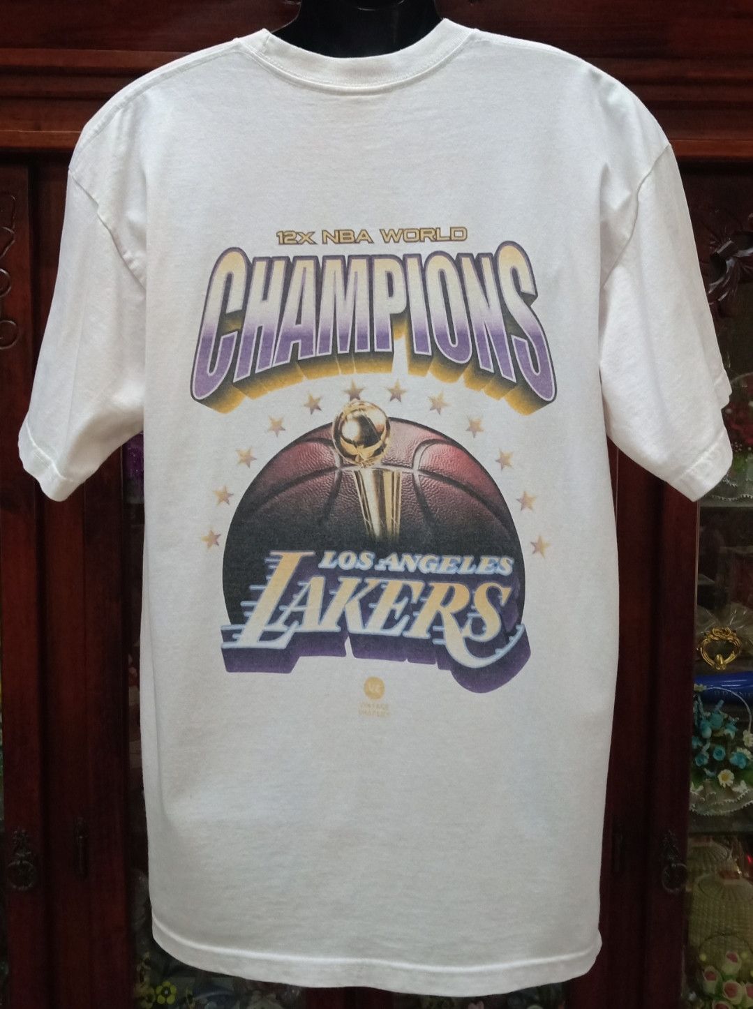 NBA × Pro Player Vintage 90s LA Lakers 12x NBA World Champions T-shirt Size US L / EU 52-54 / 3 - 2 Thumbnail