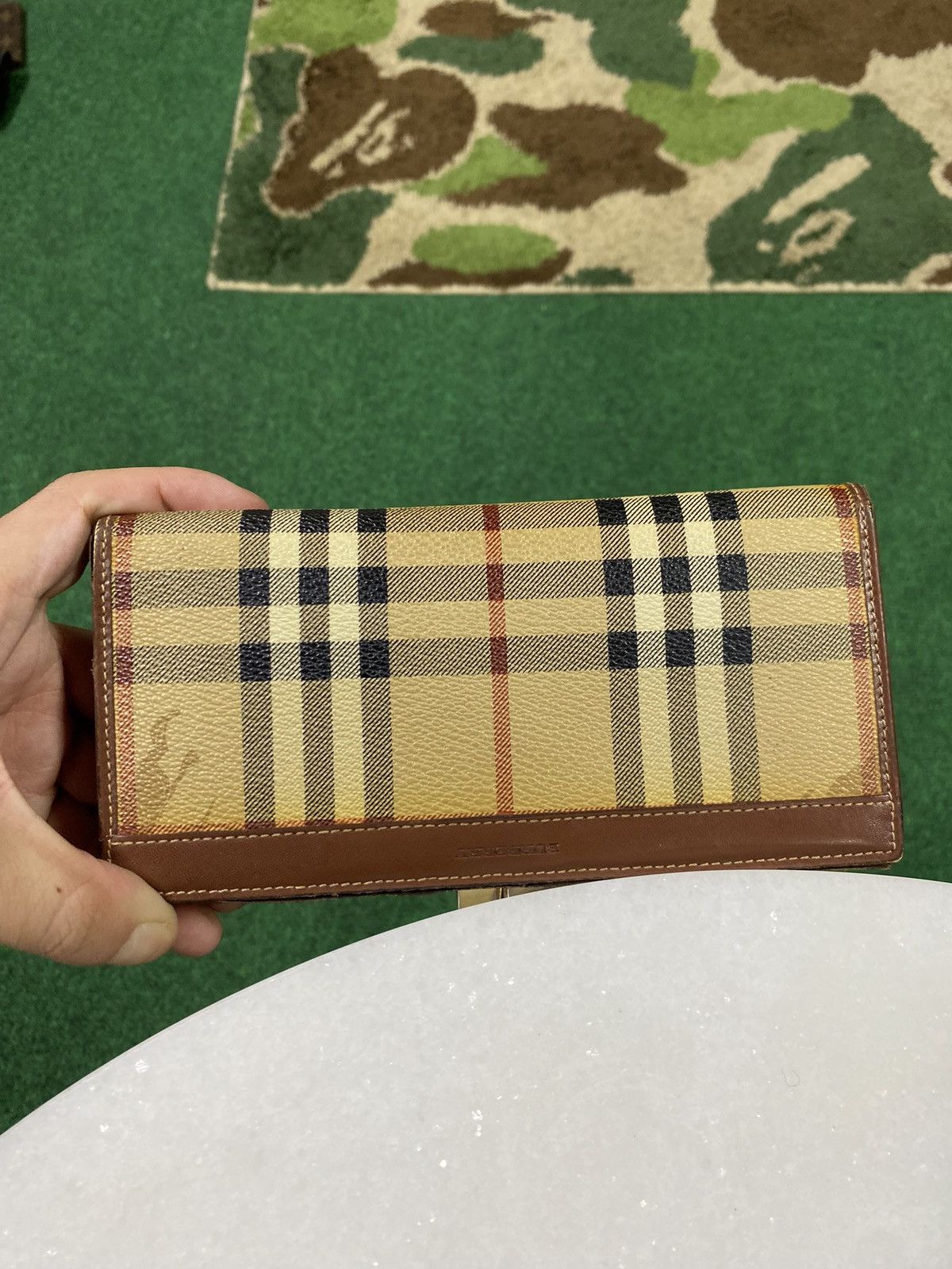 Burberry Burberry Womens Long Plaid Wallet Preowned Size ONE SIZE - 2 Thumbnail