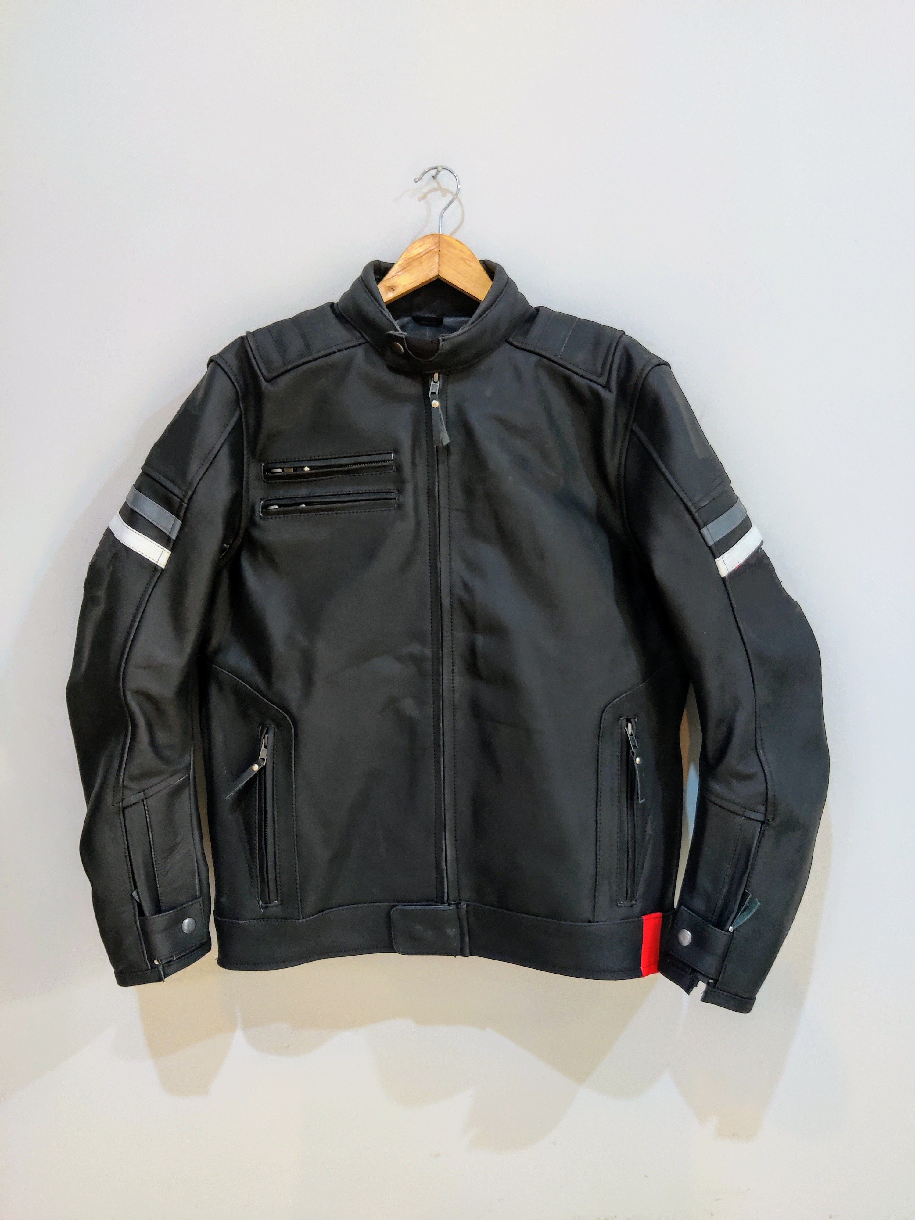 Other "Free Shipping" Motorcycle Racing Leather Jacket Streetwear Size US M / EU 48-50 / 2 - 1 Thumbnail
