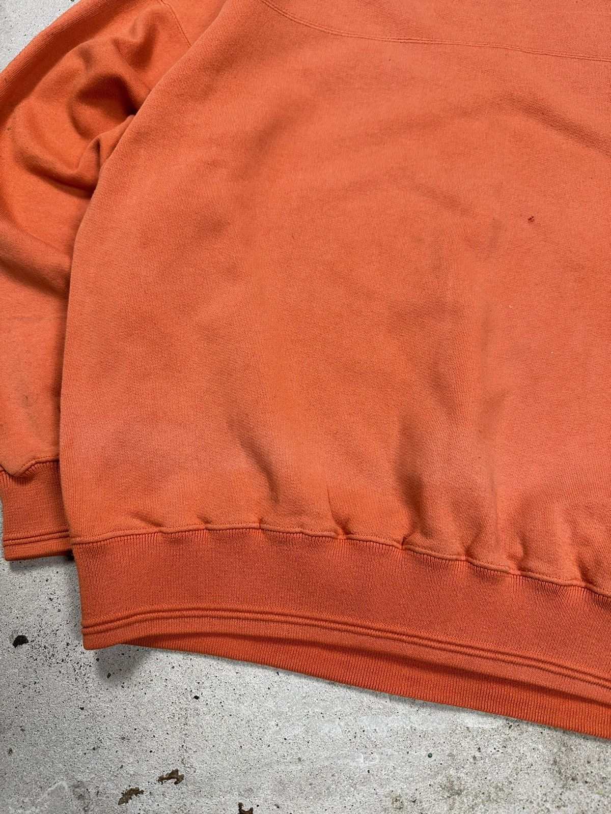 Nike × Vintage ‼️ Vintage 90s Nike Orange Distressed Crewneck Boxy Fit Size US M / EU 48-50 / 2 - 3 Thumbnail