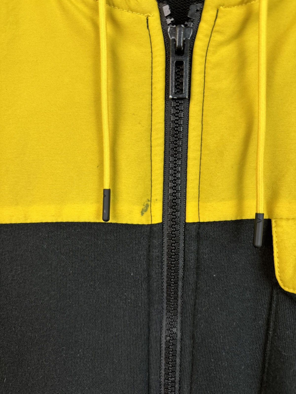 Porsche Design × Puma Porsche Turbo Jacket by Puma Hoodie Hoodie Black / Yellow Size US L / EU 52-54 / 3 - 6 Thumbnail