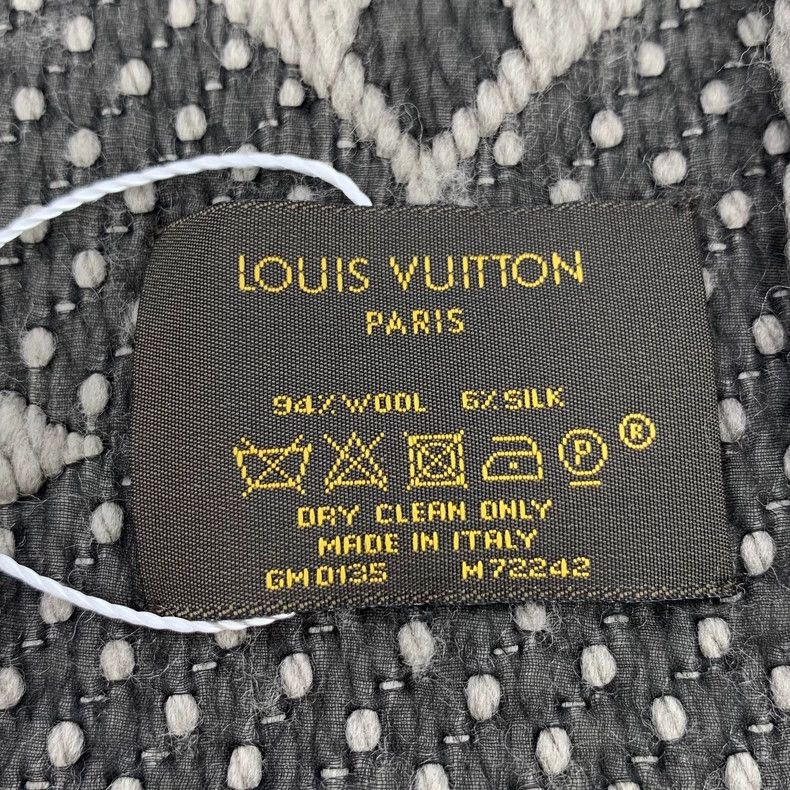 Louis Vuitton Louis Vuitton Grey brown logo presbyopic full print wool f Size ONE SIZE - 7 Thumbnail