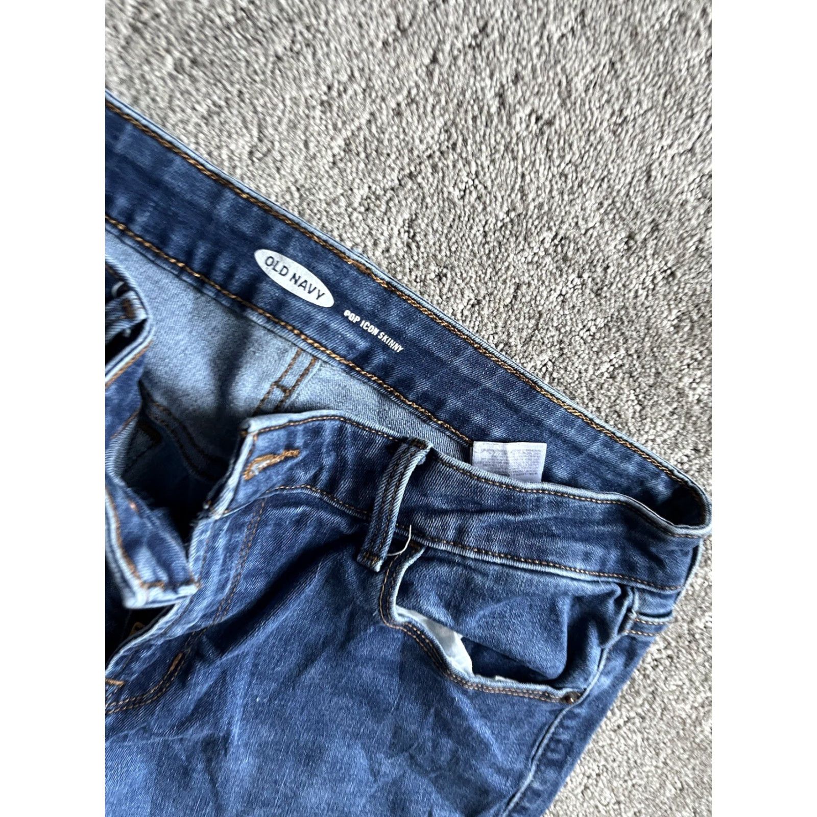 Old Navy Old Navy Women's Mid-Rise Skinny Jeans Denim Stretch Dark Blue Size 12 Regular Size 34" / US 12 / IT 48 - 5 Thumbnail