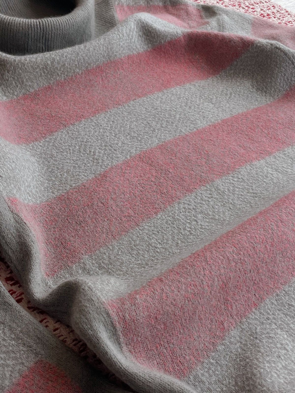 Burberry Prorsum Burberry Prorsum Pink & Grey Cashmere Sweater Size XS / US 0-2 / IT 36-38 - 10 Thumbnail