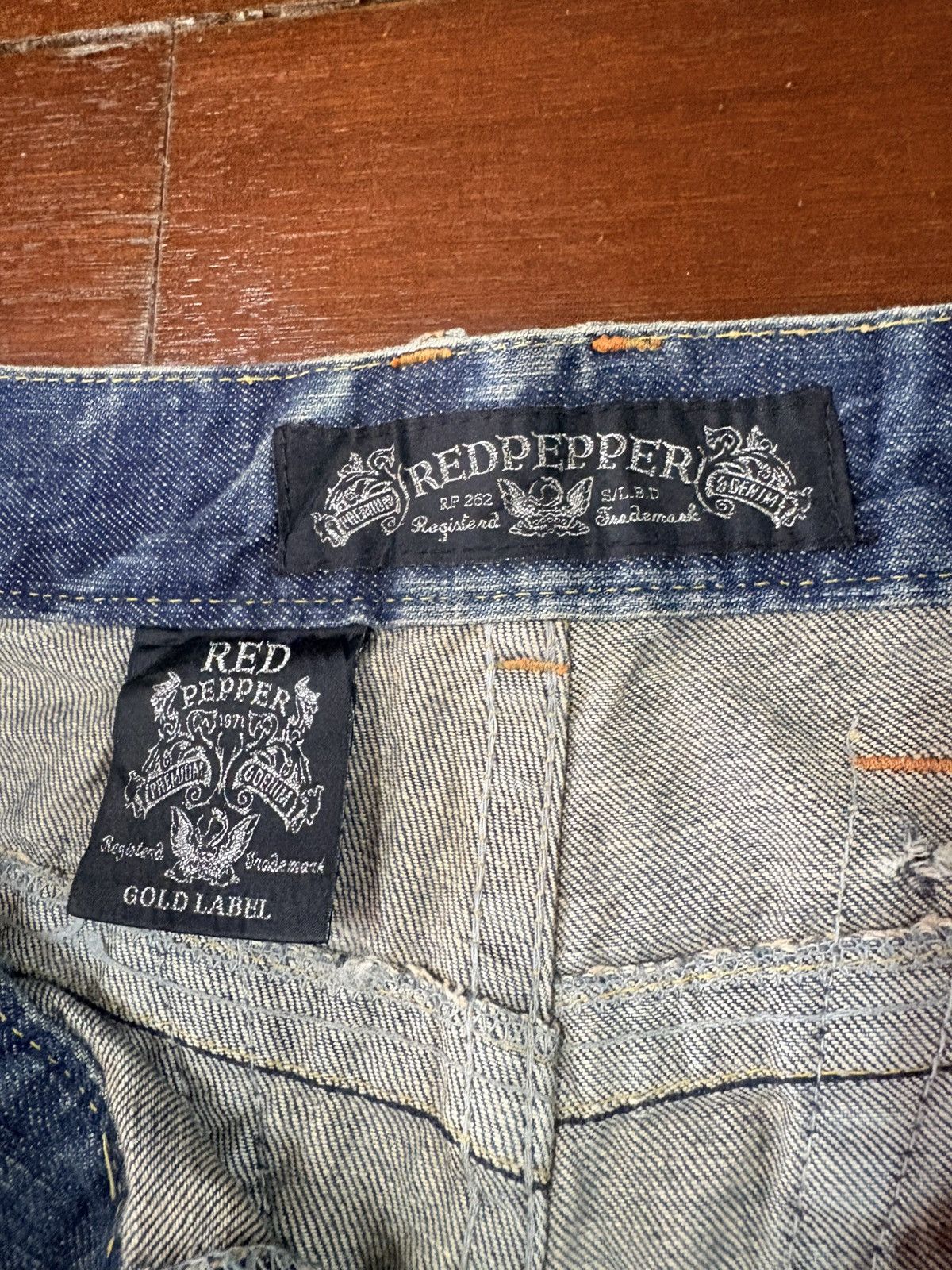Hysteric Glamour SICK RUSTY RED PAPER VINTAGE DENIM distressed mud wash flare Size US 32 / EU 48 - 18 Thumbnail