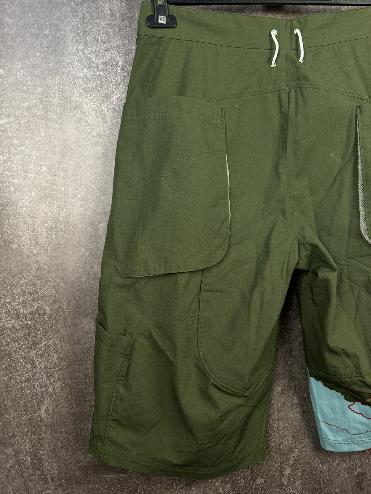 Nike ACG Nike ACG Vintage Y2K Shorts Size US 34 / EU 50 - 6 Thumbnail