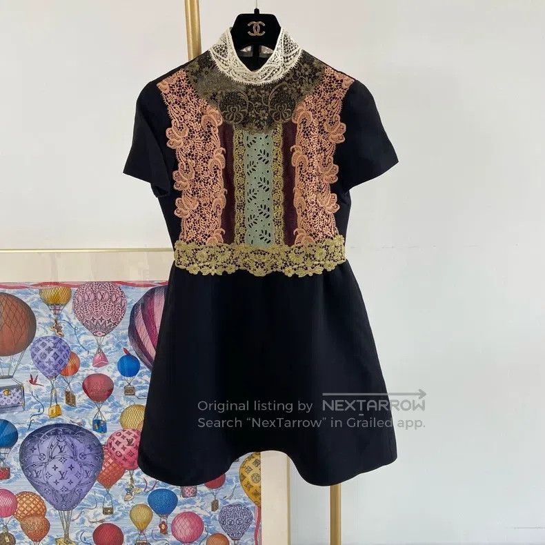Valentino Valentino Embroidered dress Size S / US 4 / IT 40 - 1 Thumbnail