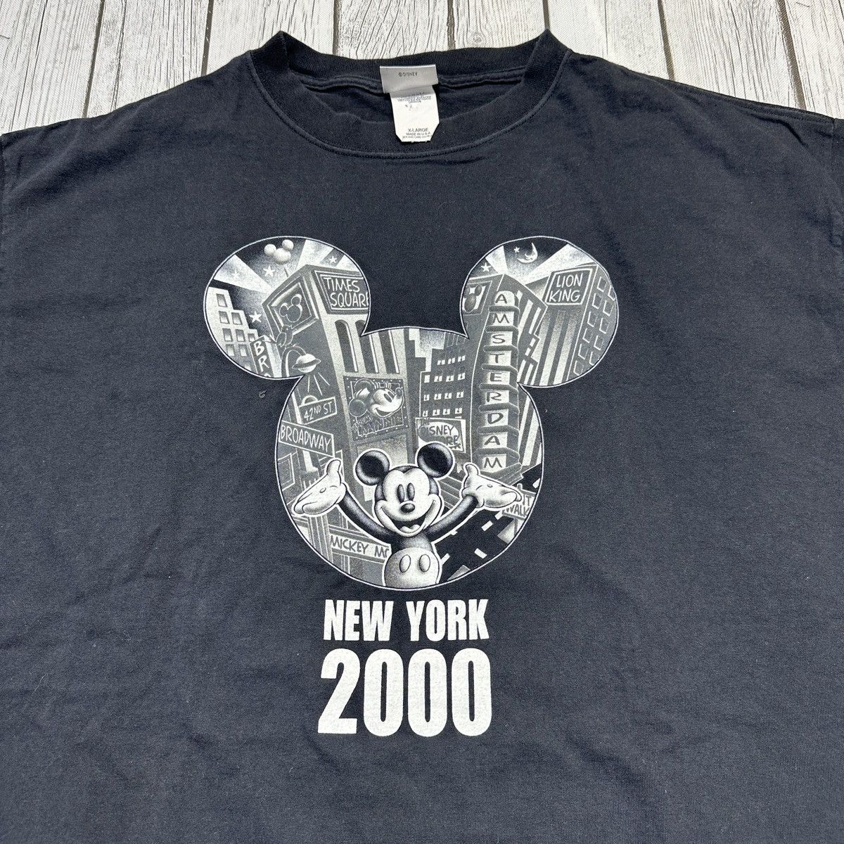 Disney × Vintage Vintage Disney New York 2000 tee Size US XL / EU 56 / 4 - 3 Thumbnail