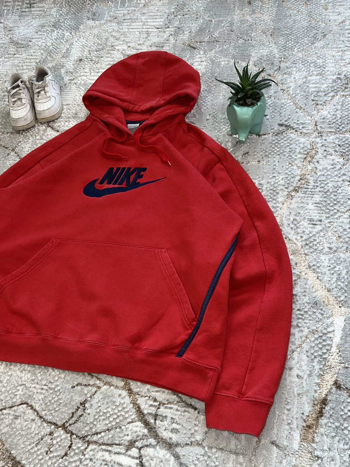 Nike NIKE VINTAGE 00S BIG LOGO HOODIE Y2K SWEATSHIRT CREWNECK Size US L / EU 52-54 / 3 - 4 Thumbnail