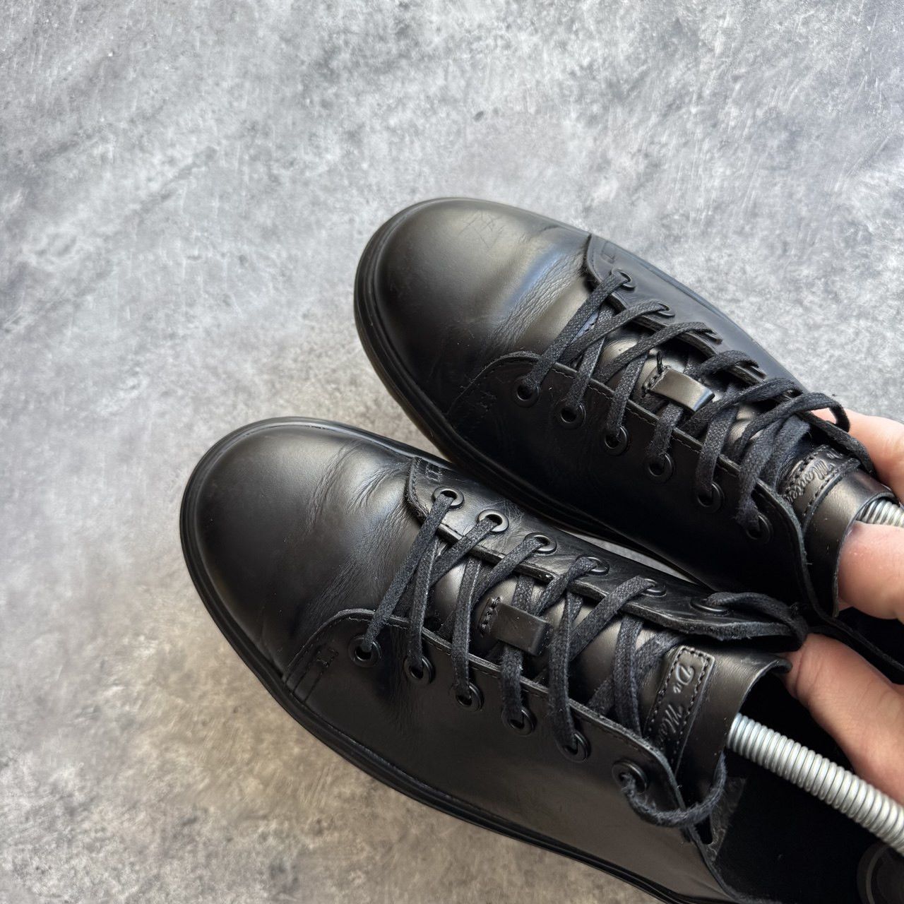 Dr. Martens Dr. Martens AirWair Leather Low Shoes Size US 10 / EU 43 - 6 Thumbnail