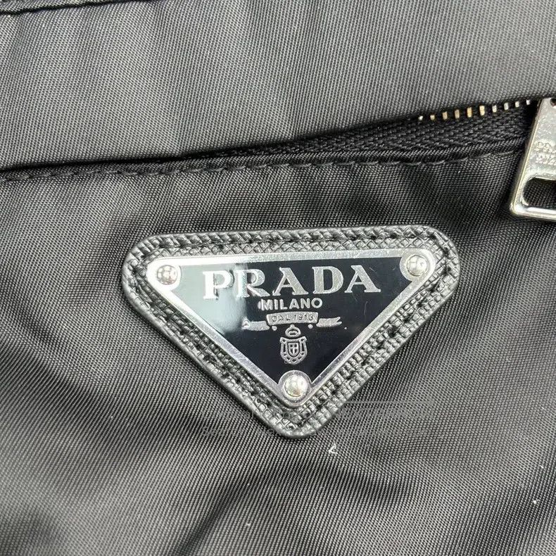 Prada Prada Black metal triangle logo nylon skirt Size 25" / US 0 / IT 36 - 8 Thumbnail