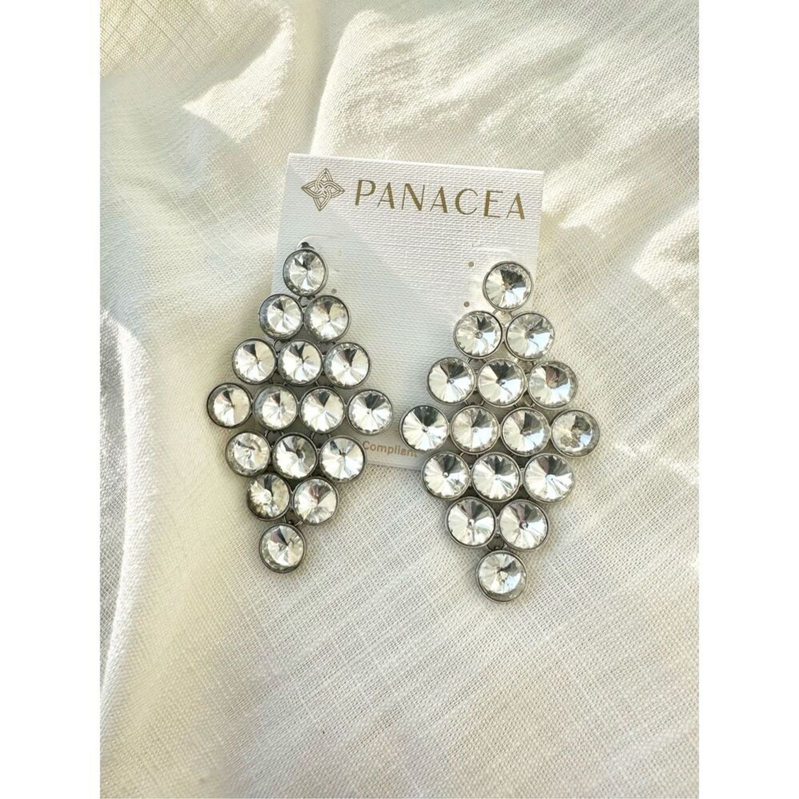 Nordstrom Panacea Rhinestone Chandelier Dangle Earrings Size ONE SIZE - 2 Thumbnail
