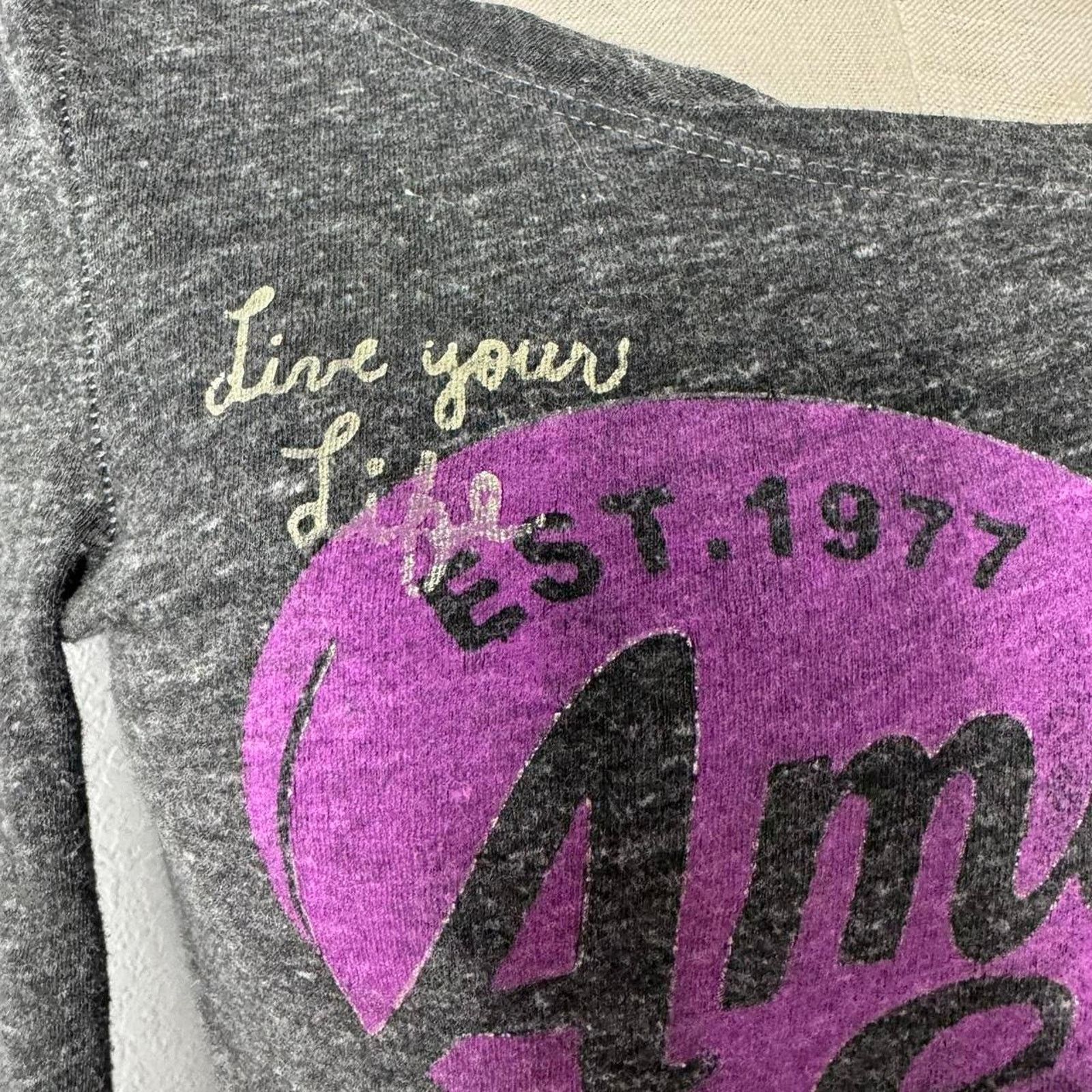 American Eagle Outfitters American Eagle Heart Fitted Shirt Gray 3/4 Sleeves Medium Size M / US 6-8 / IT 42-44 - 4 Thumbnail