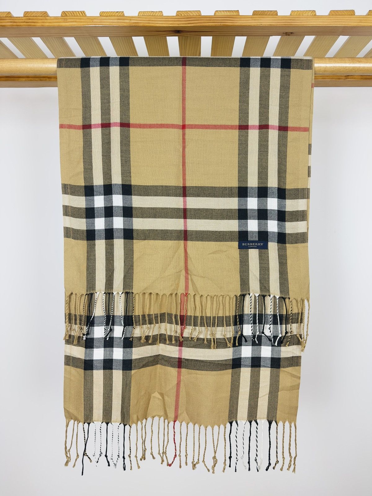 Burberry Vintage Burberry London Scraf Size ONE SIZE - 1 Thumbnail