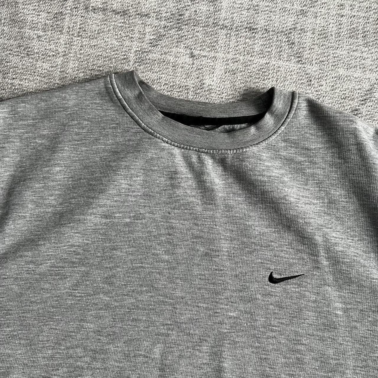 Nike Vintage 2000s Y2K Nike Grey Distress Grunge Crewneck Sweater Size US L / EU 52-54 / 3 - 2 Thumbnail