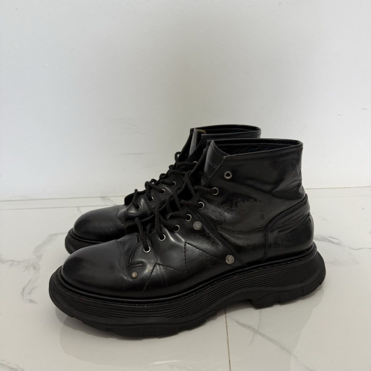 Alexander McQueen Alexander Mcqueen Thread Lace up Boots Size US 9 / EU 42 - 2 Thumbnail