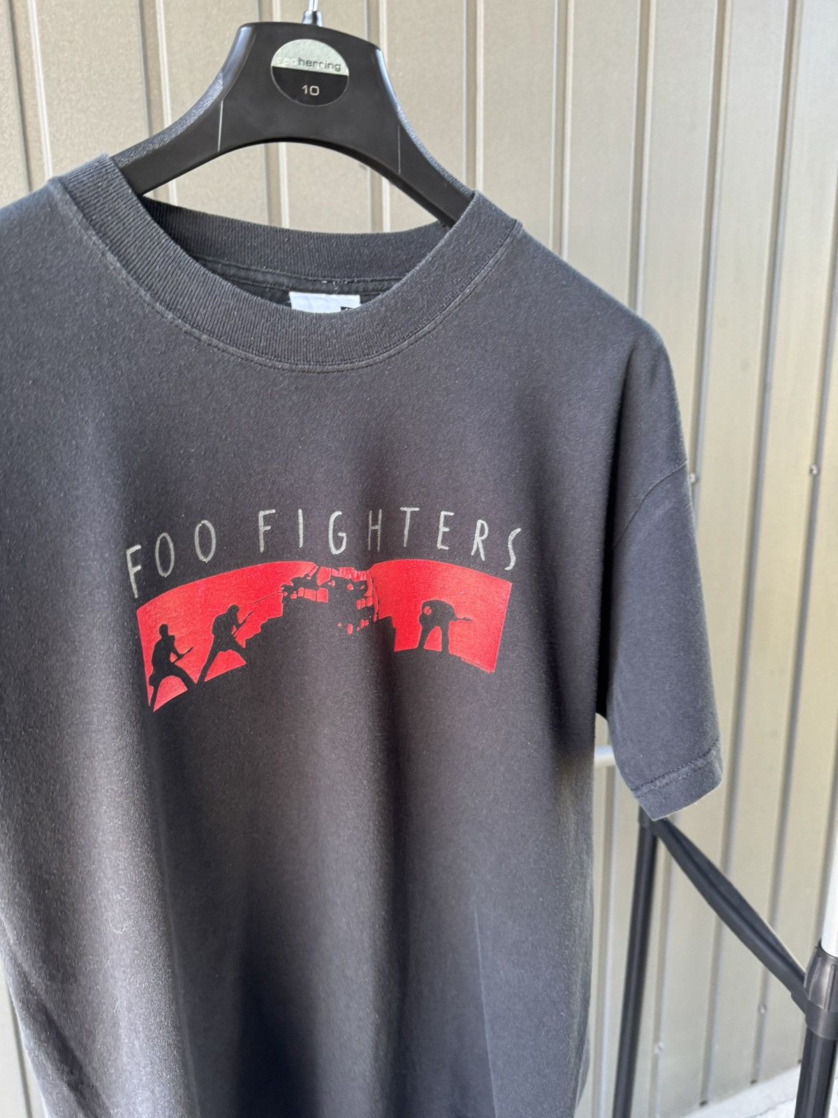 Band Tees × Vintage Vintage 2002 Foo Fighters One By One Tour T Shirt Size US L / EU 52-54 / 3 - 8 Thumbnail