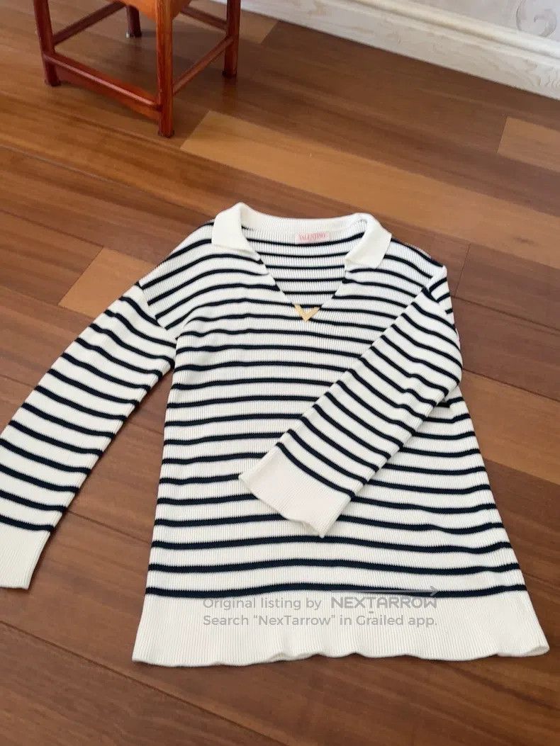Valentino Valentino Wool striped knit V-neck sweater Size S / US 4 / IT 40 - 1 Thumbnail