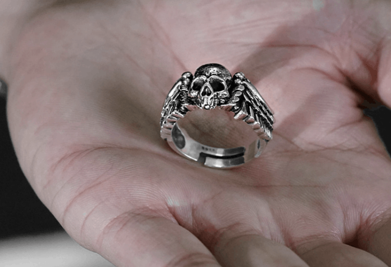 Vintage Resizable Retro Wings Skull Head Ring Size ONE SIZE - 1 Thumbnail