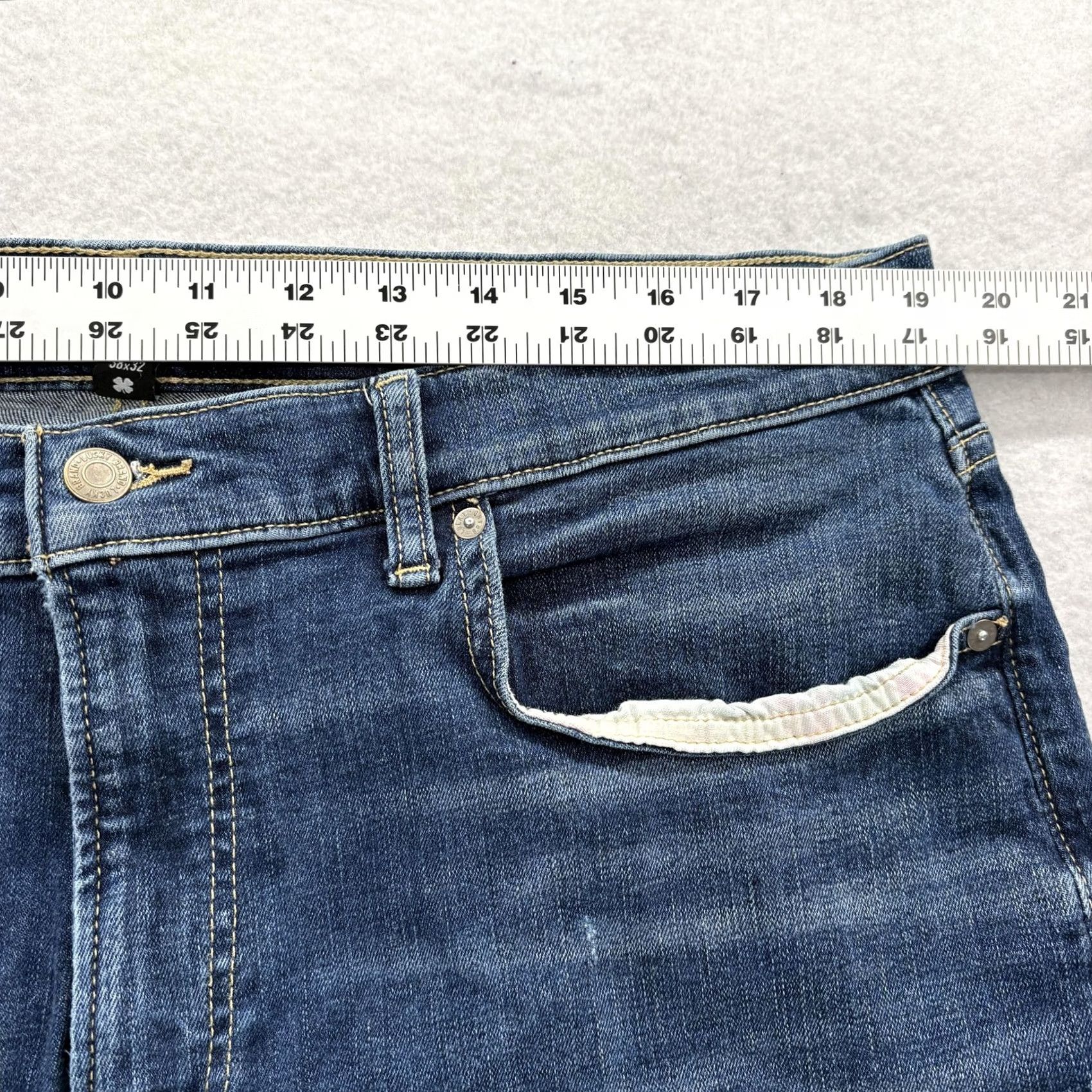 Lucky Brand Lucky Brand Rolling Stones 223 Straight Jeans Mens 38x32 Blue Denim Stretch Distressed Pockets Cotton Viscose Zip Regular Vintage: No Size US 38 / EU 54 - 7 Thumbnail