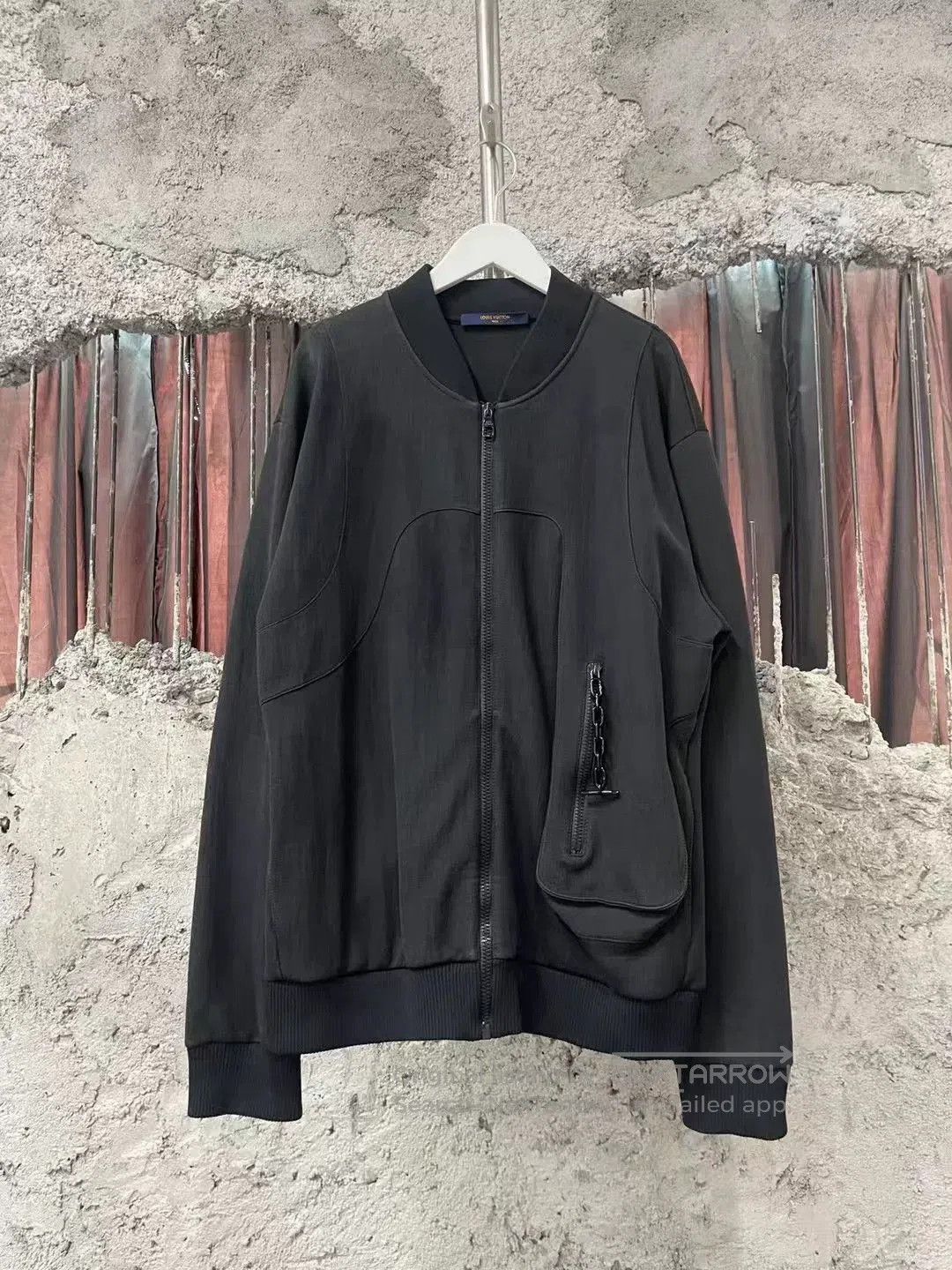 Louis Vuitton Louis Vuitton Pocket Chain Zip Coat. Size US L / EU 52-54 / 3 - 1 Thumbnail