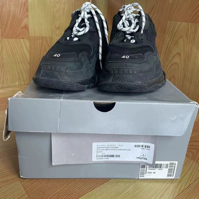 Balenciaga Balenciaga Air Cushion Dad Shoes 2502-Nextarrow Size US 7 / EU 40 - 1 Thumbnail