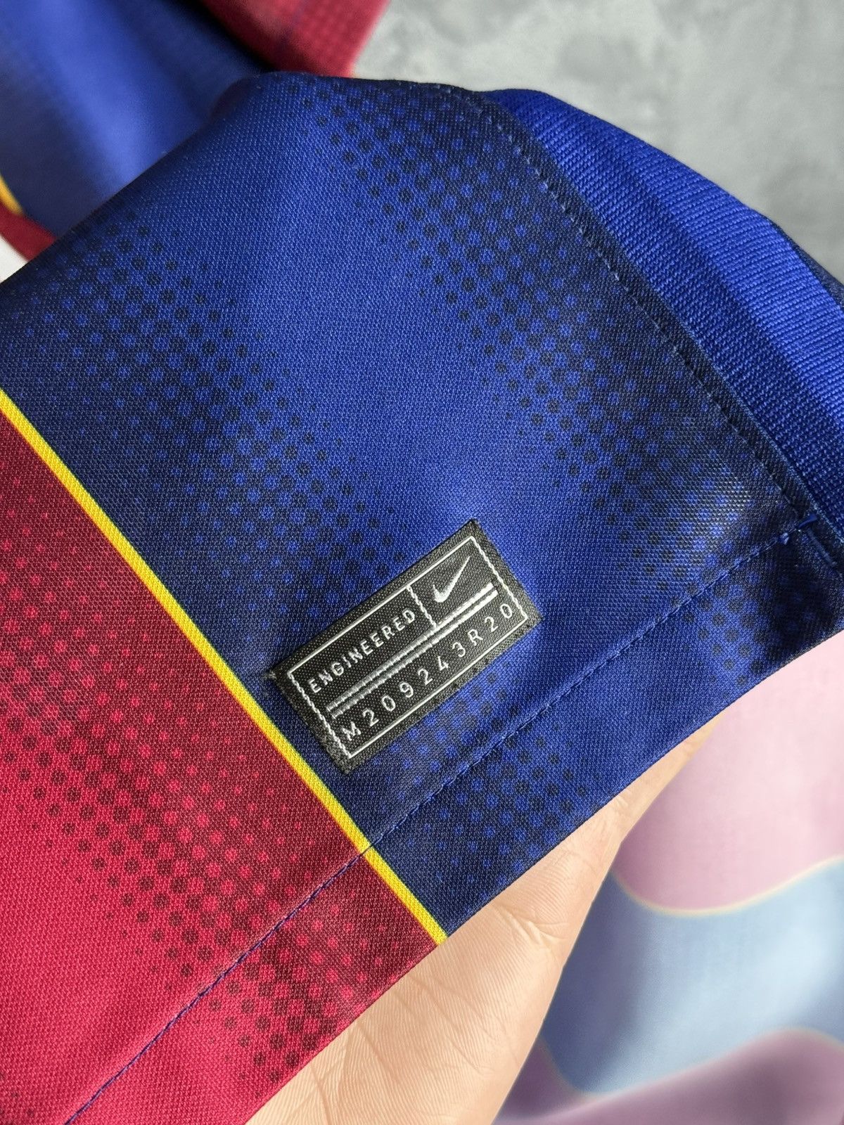 Nike Barcelona #10 MESSI Nike Football Home Jersey 2020-21 Size US M / EU 48-50 / 2 - 10 Thumbnail