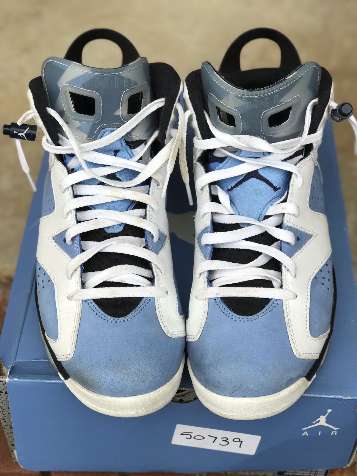 Jordan Brand Air Jordan Retro 6 UNC Size 11.5 Size US 11.5 / EU 44-45 - 3 Thumbnail