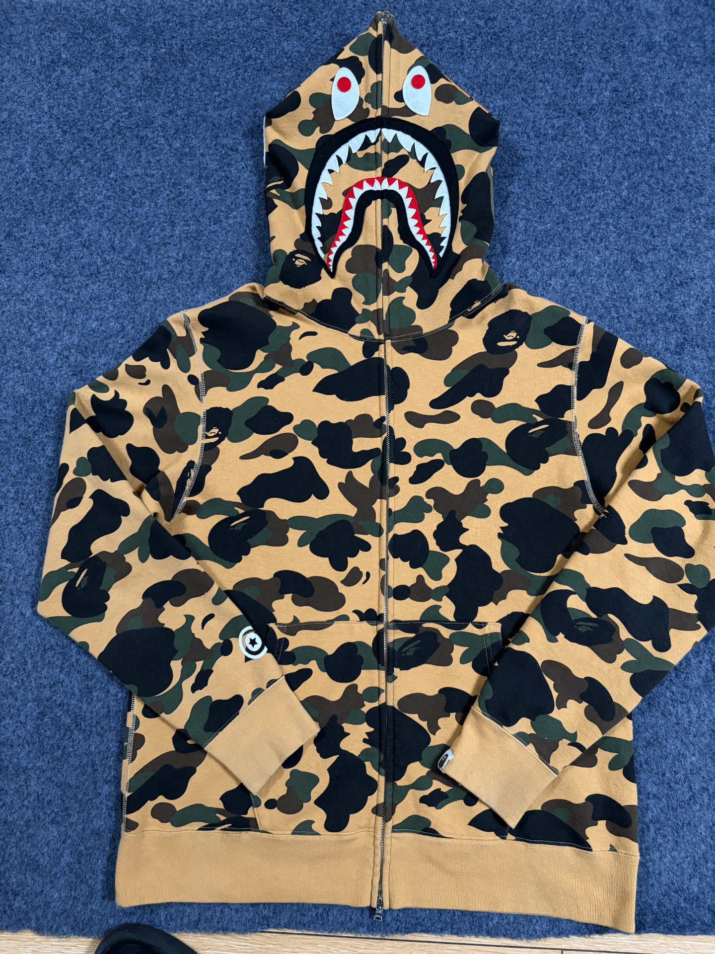 Bape Bape Multi Shark Sweatshirt Pullover Size US XL / EU 56 / 4 - 1 Thumbnail