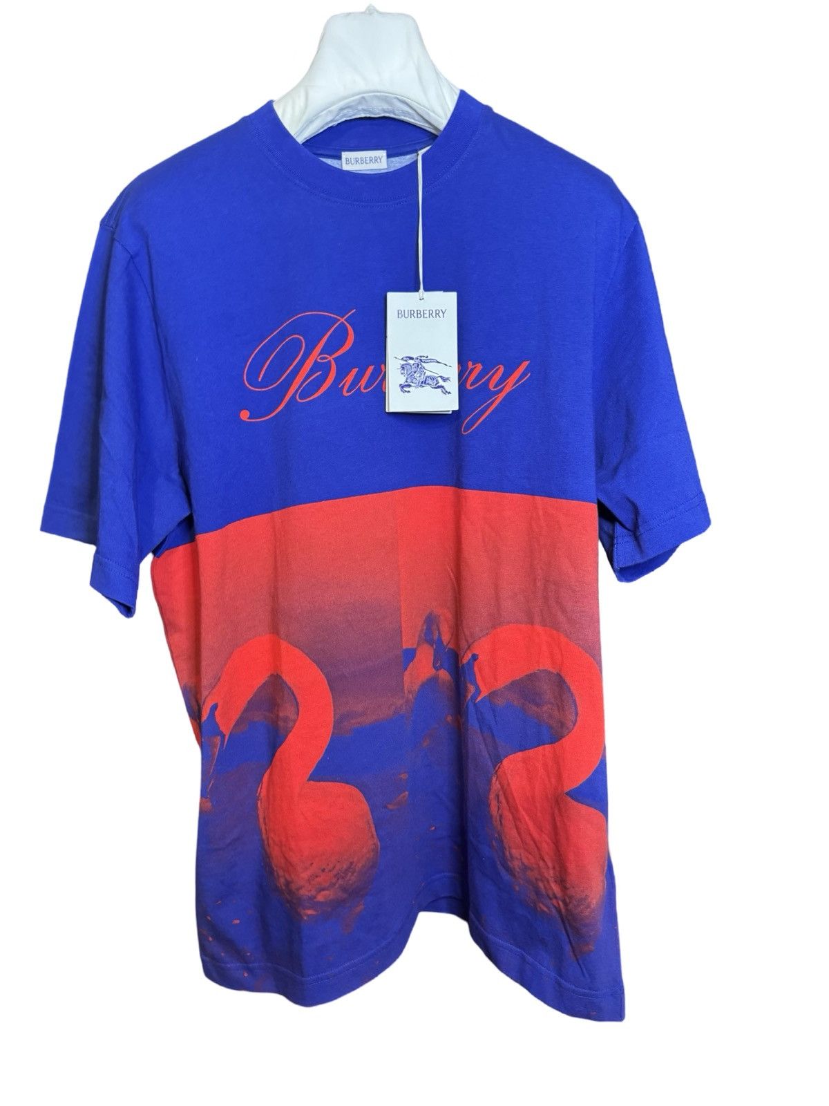 Burberry Burberry Logo Mens Swan Print Tee Size XL NWT Size US XL / EU 56 / 4 - 1 Thumbnail