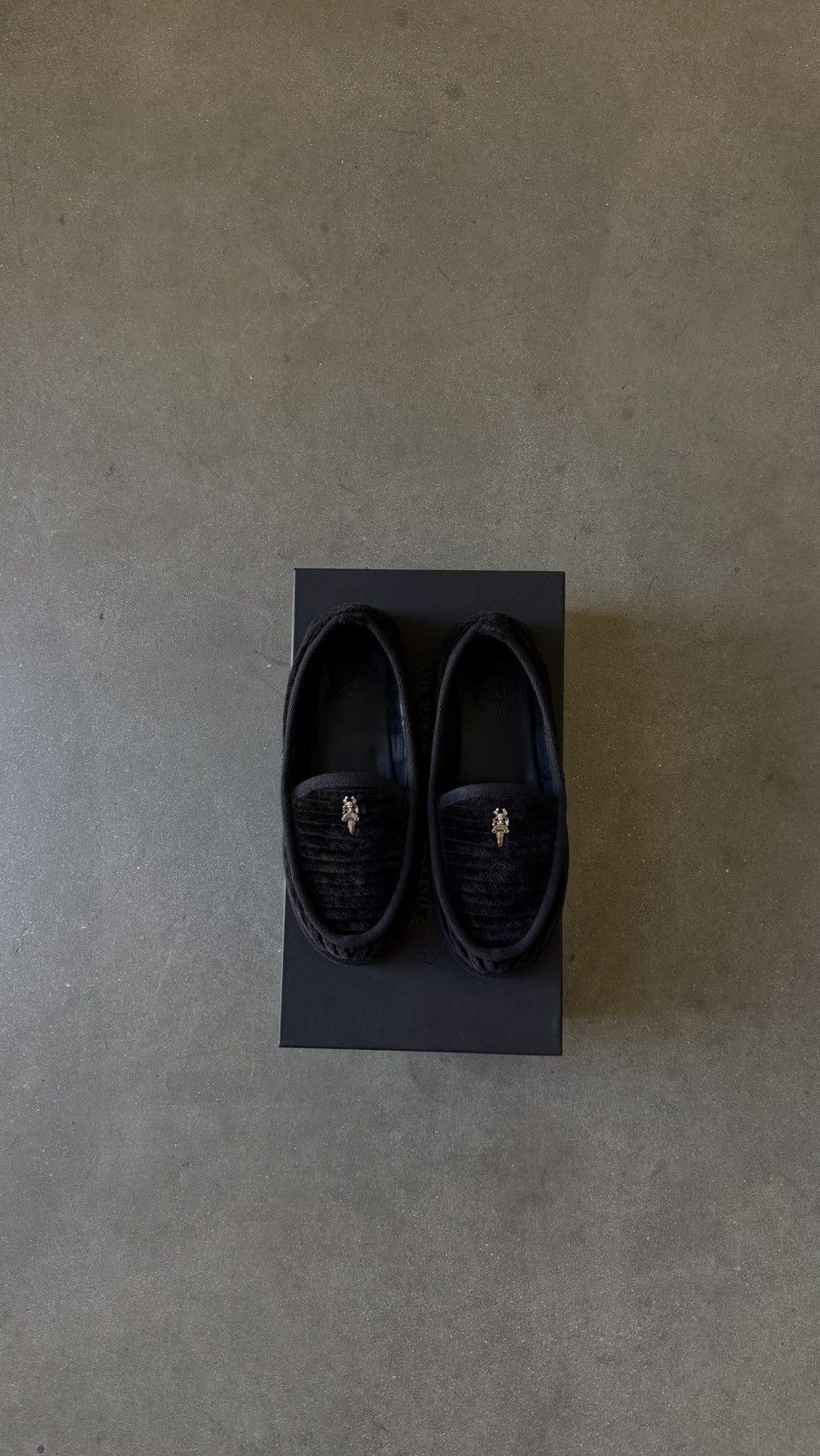 Chrome Hearts Chrome Hearts Black Corduroy Dagger Slippers Size US 5 / EU 37 - 1 Thumbnail