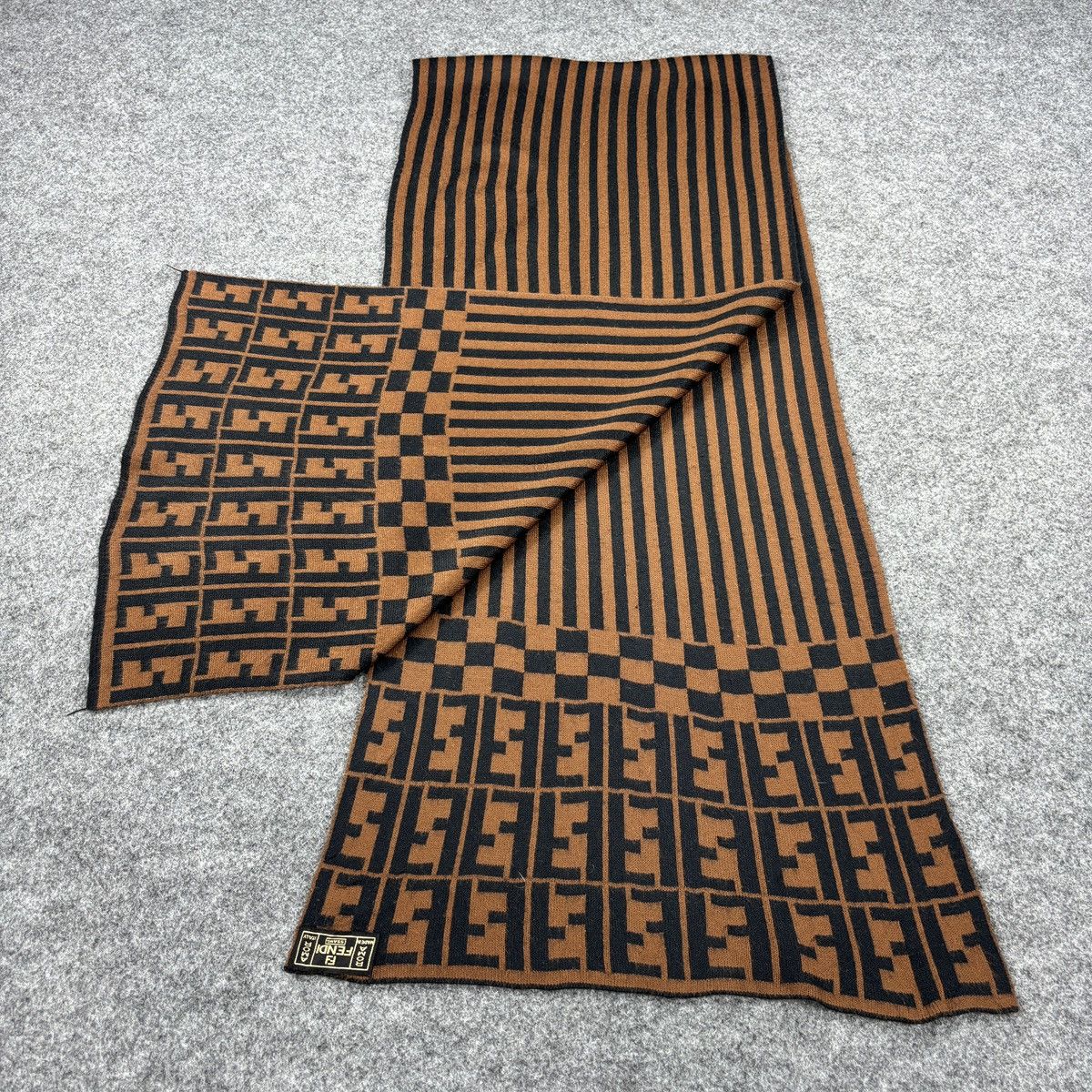 Fendi × Vintage Fendi # D729 # Muffler # Neckwear Size ONE SIZE - 6 Thumbnail