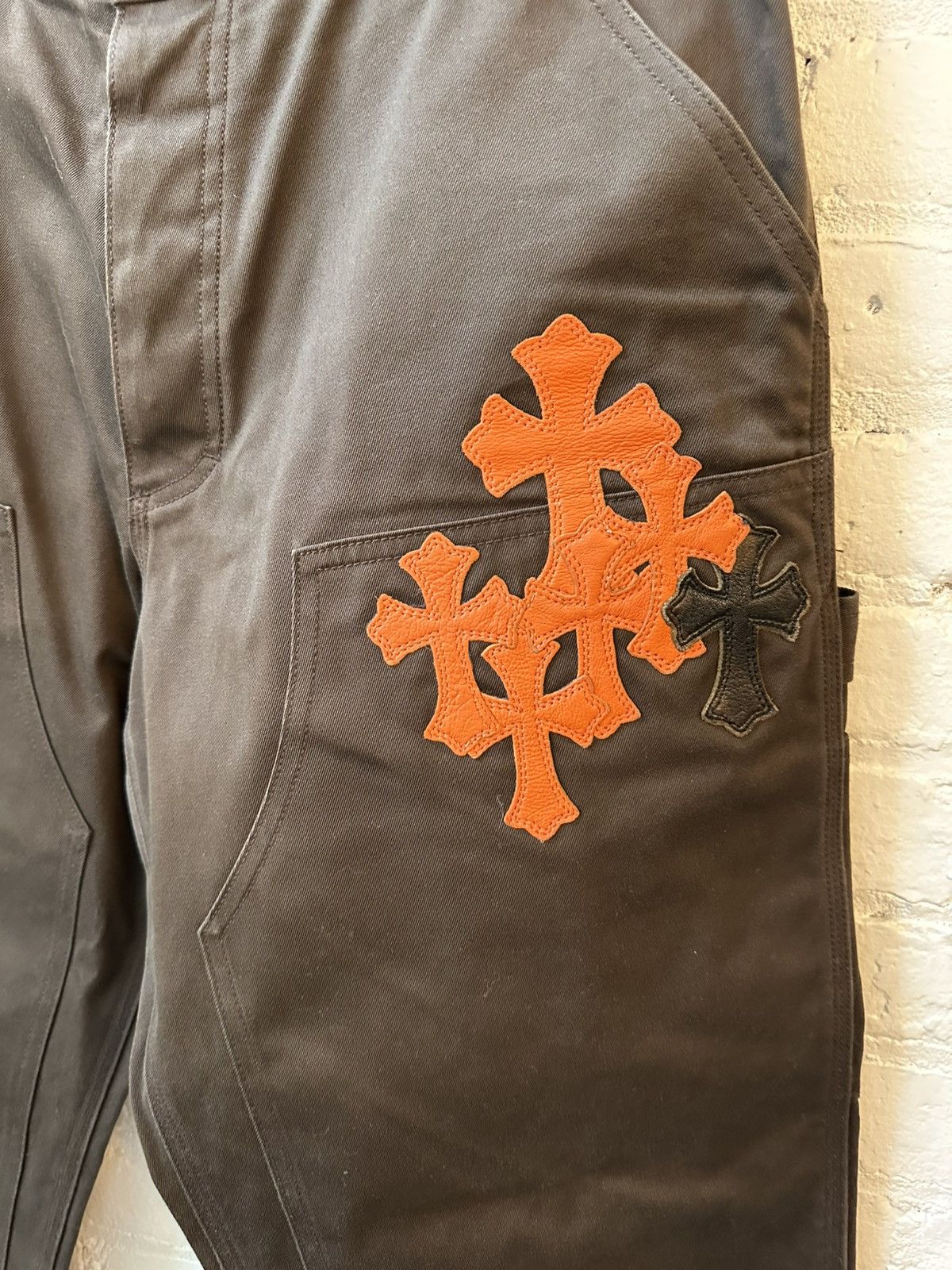 Chrome Hearts Chrome Hearts double knee carpenter cross patch jeans Size US 34 / EU 50 - 1 Thumbnail
