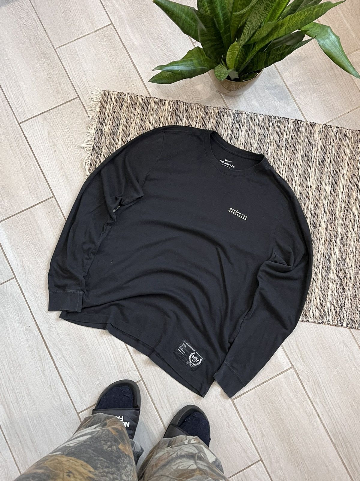 Nike × Vintage Vintage Nike Longsleeve Tshirt DriFit black basketball tee Size US L / EU 52-54 / 3 - 1 Thumbnail