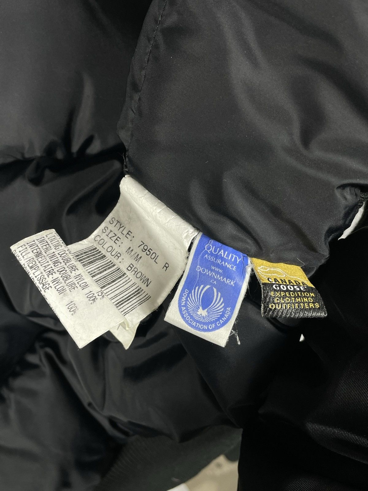 Canada Goose × Vintage Canada Goose Montebello Vintage Puffer Jacket Down Coat Warm Size M / US 6-8 / IT 42-44 - 9 Thumbnail