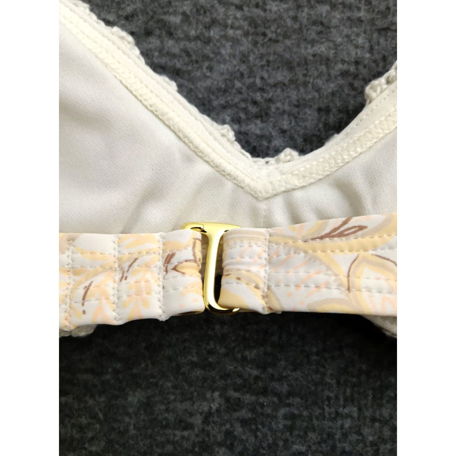 Vintage Xhilaration Juniors Bikini Top Beige Crochet Front / Paisley Back S XS? No Size S / US 4 / IT 40 - 3 Thumbnail