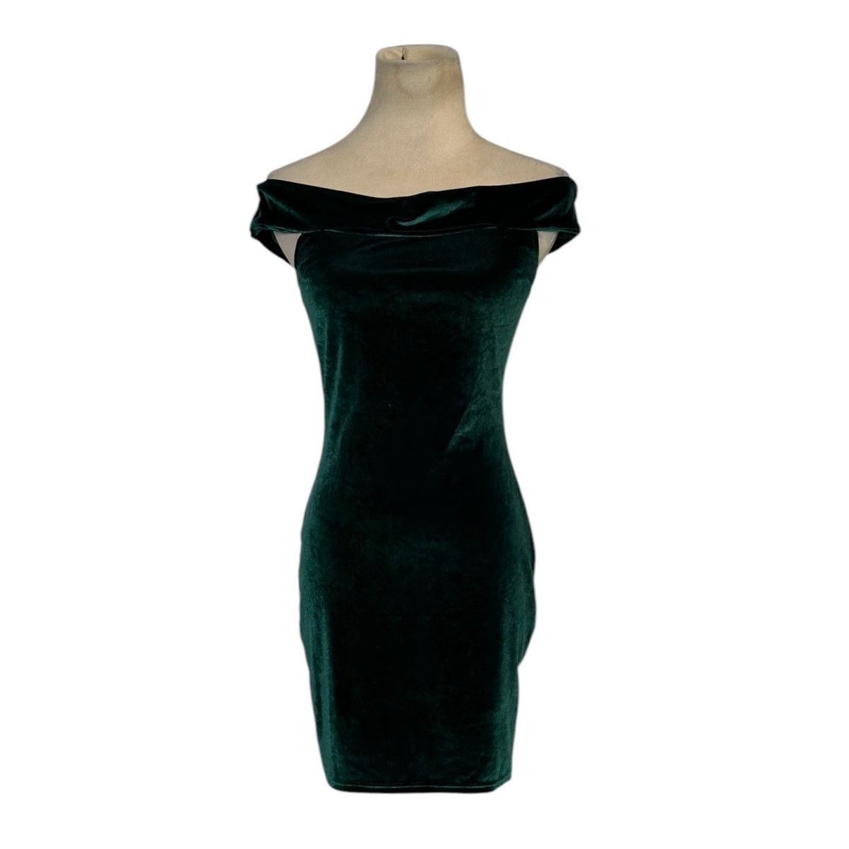 Urban Outfitters Urban Outfitters green off shoulder mini dress size small Size S / US 4 / IT 40 - 10 Thumbnail