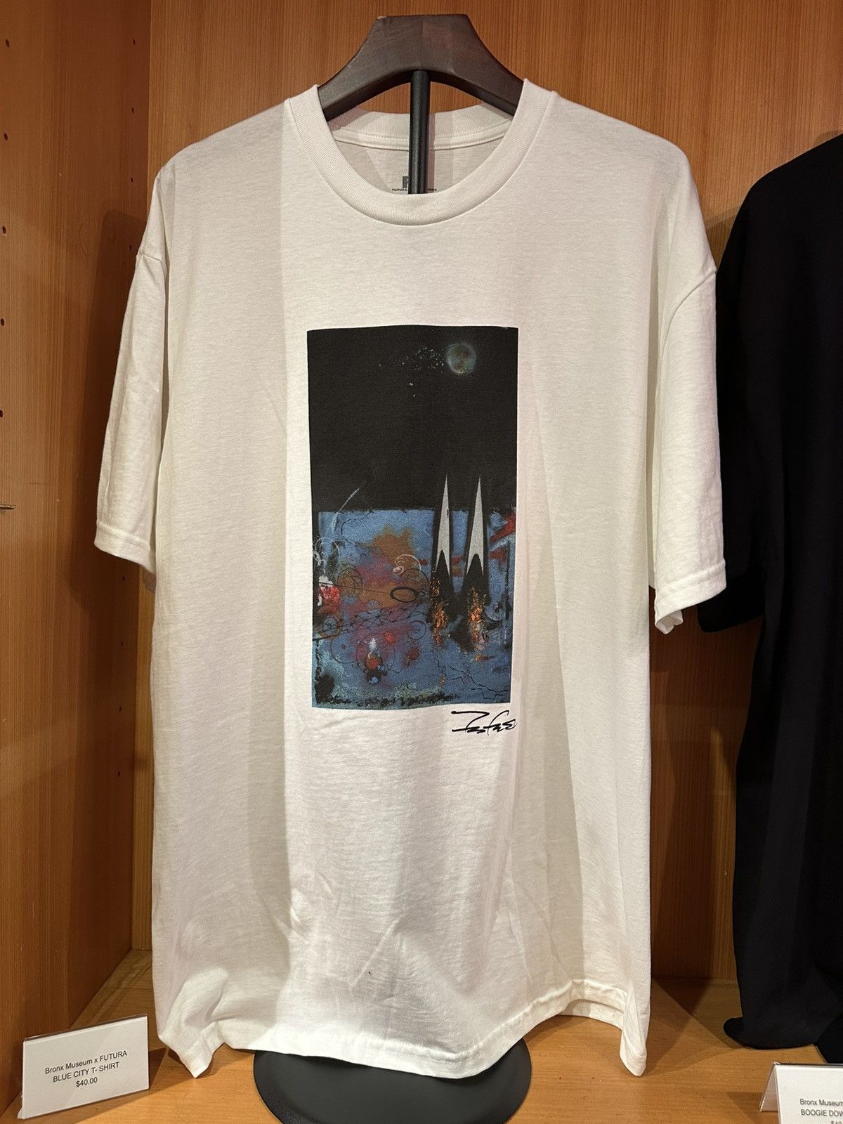 Futura The Bronx Museum Graphic T-shirt Size US L / EU 52-54 / 3 - 1 Thumbnail