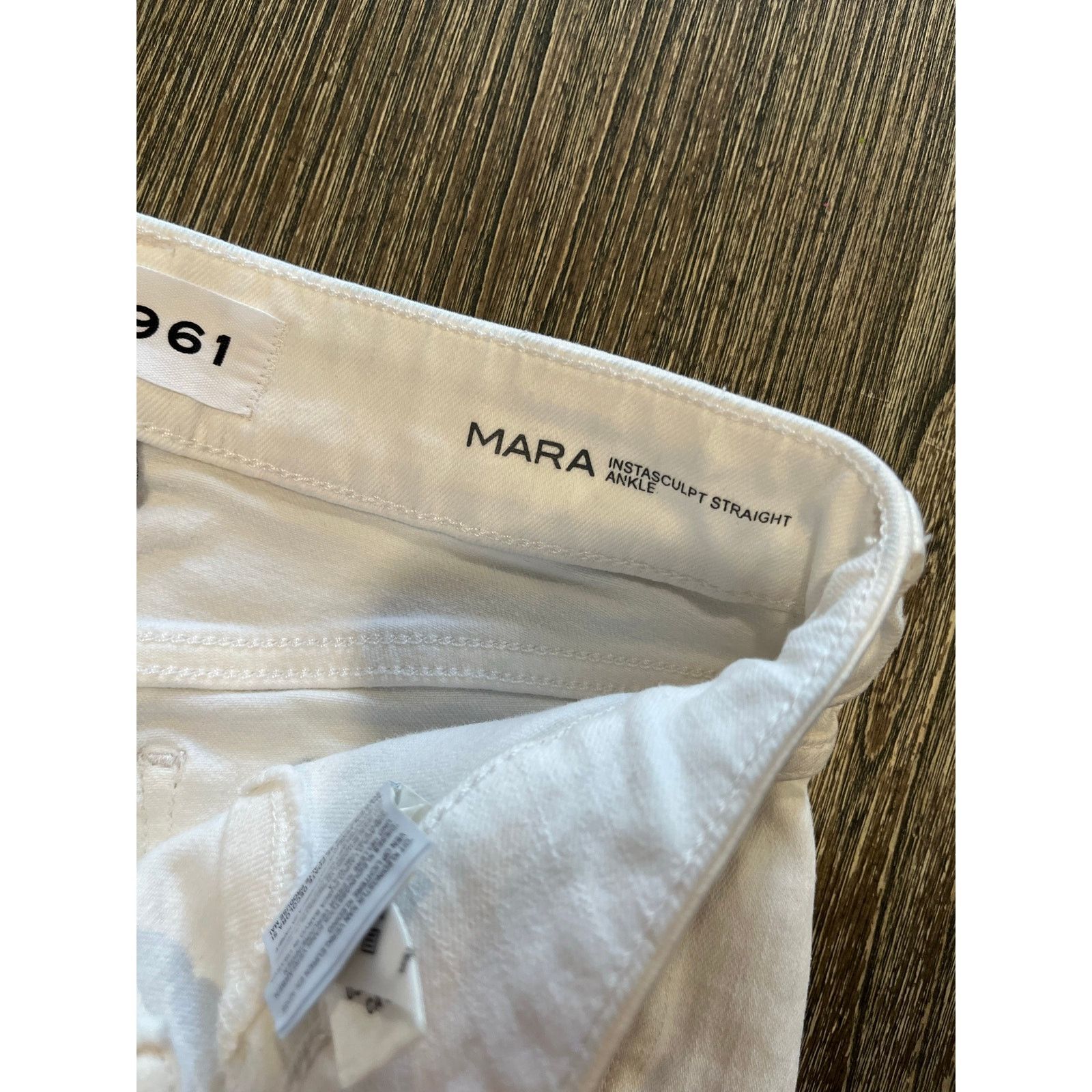 DL1961 DL1961 Mara Instasculpt Straight Ankle Jeans White Sz 26 Size 26" / US 2 / IT 38 - 6 Thumbnail